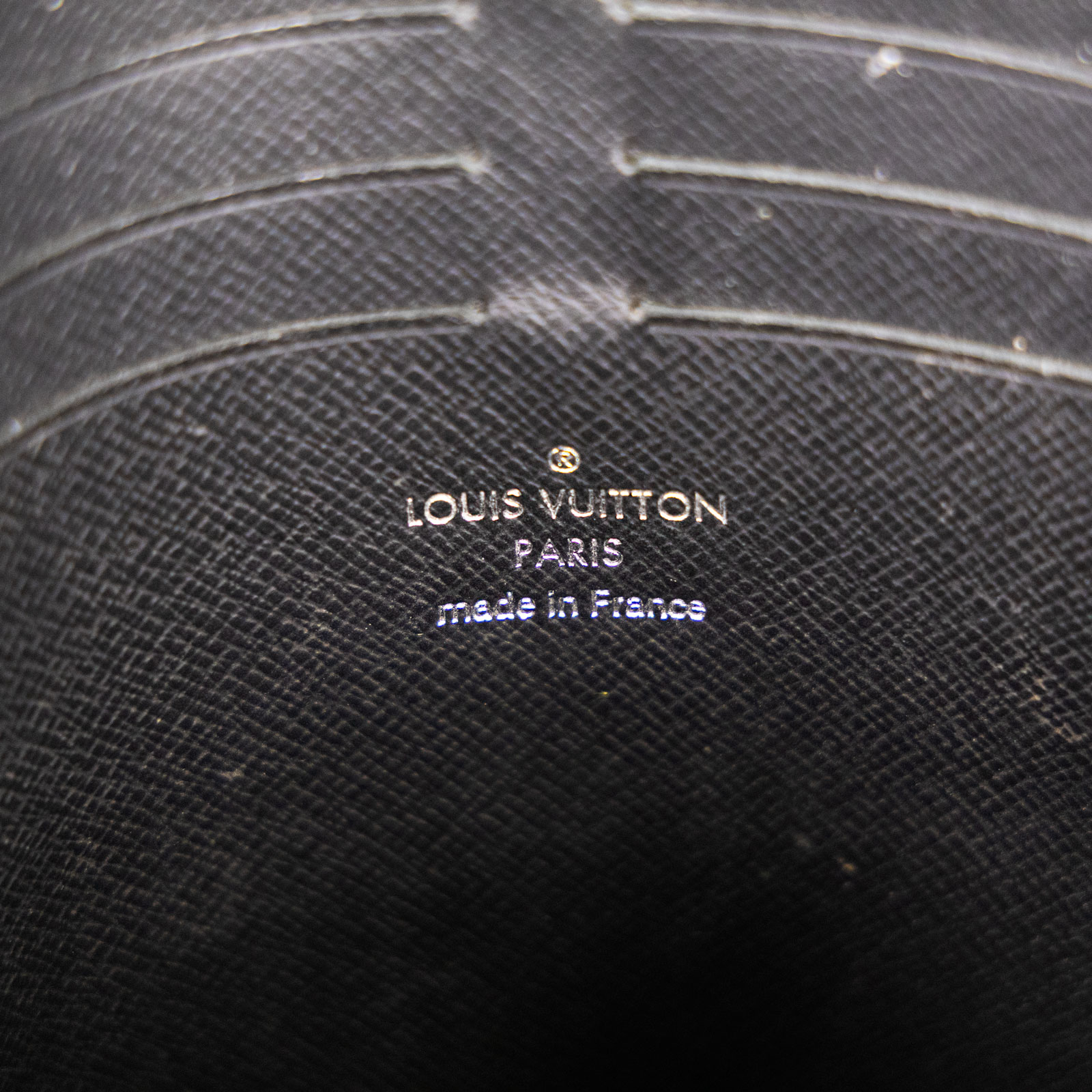 路易威登 LOUIS VUITTON Pochette Voyage MM 塗層帆布 手拿包 黑色 M61692 晶片款  原廠盒子/購買證明正本/台灣發票