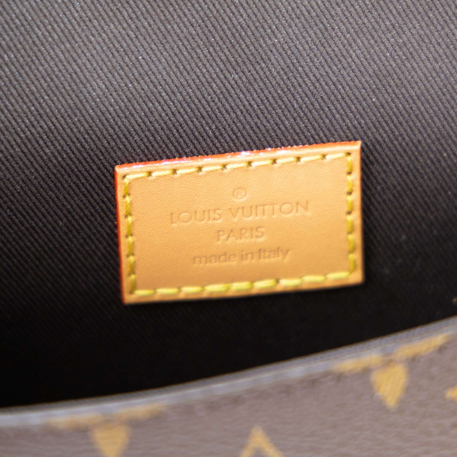 路易威登 LOUIS VUITTON Nano Diane 腋下包法棍 單肩背包 經典帆布 M83298 晶片款 原花NANO DIANE 防塵袋/背帶