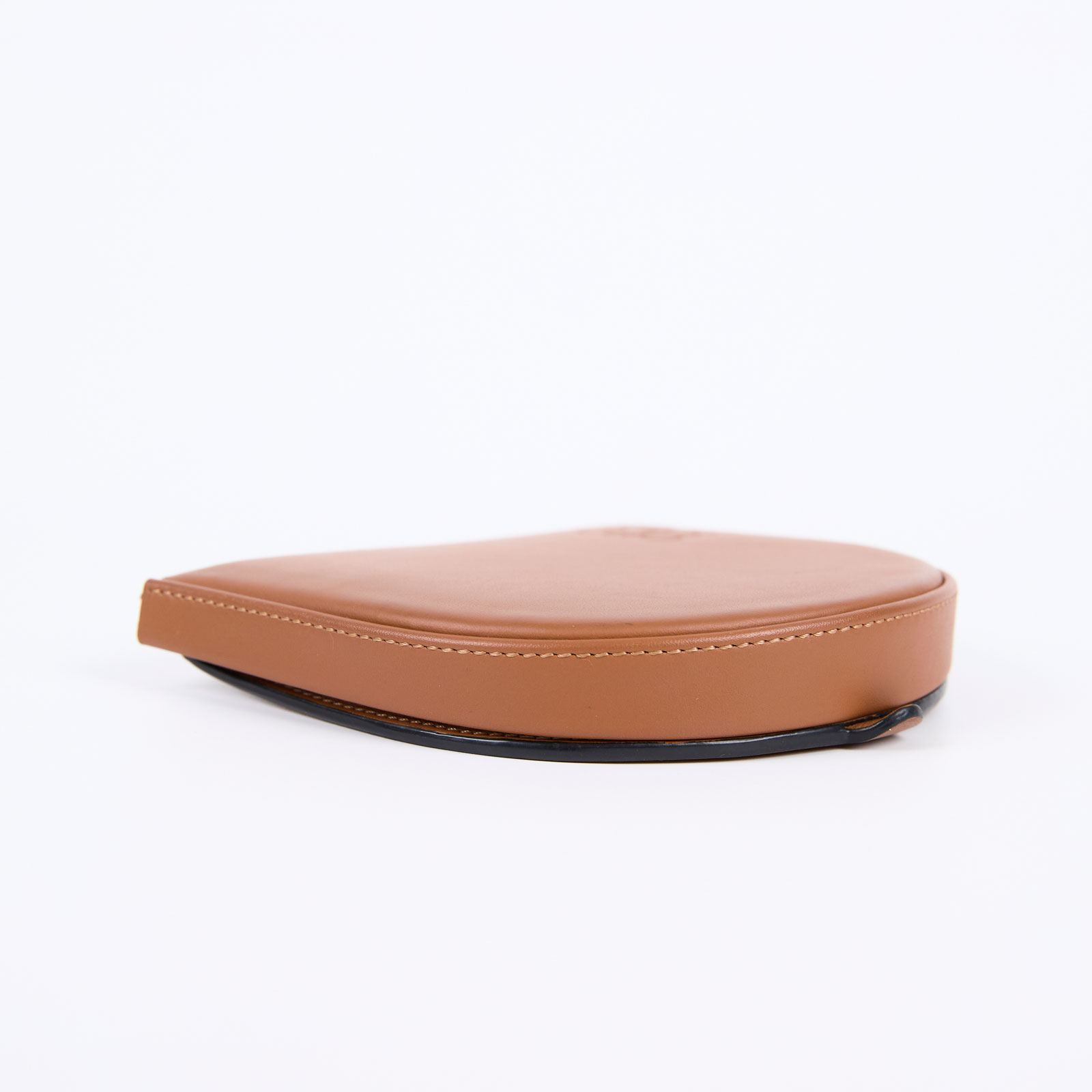 羅意威 LOEWE Heel Pouch Small 小型 頸掛式 零錢包 馬蹄小掛包 C661T14X12 焦糖HEEL肩背包 小號 原廠盒子/防塵袋