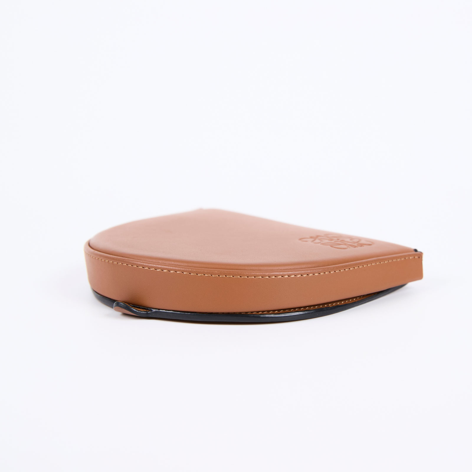 羅意威 LOEWE Heel Pouch Small 小型 頸掛式 零錢包 馬蹄小掛包 C661T14X12 焦糖HEEL肩背包 小號 原廠盒子/防塵袋