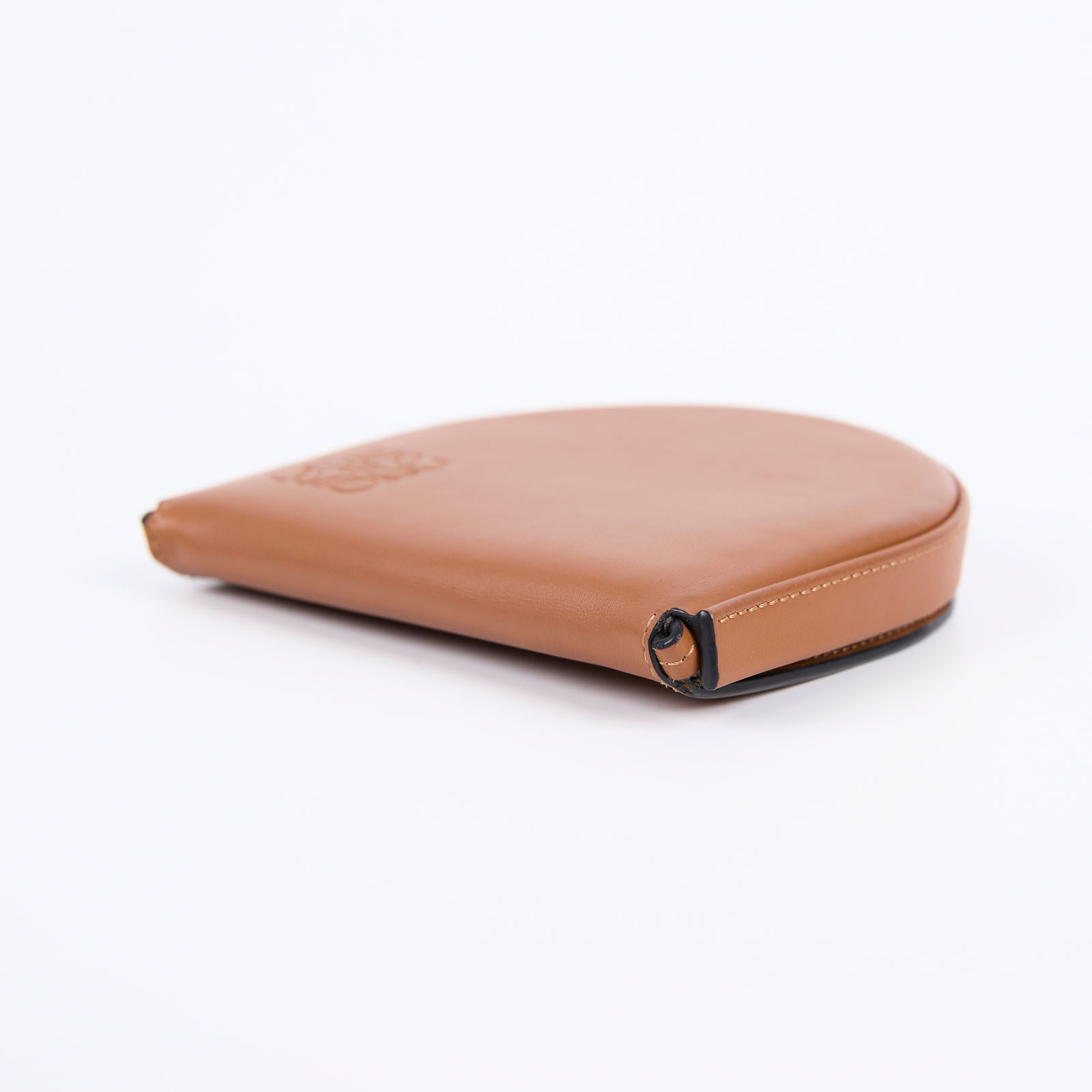 羅意威 LOEWE Heel Pouch Small 小型 頸掛式 零錢包 馬蹄小掛包 C661T14X12 焦糖HEEL肩背包 小號 原廠盒子/防塵袋