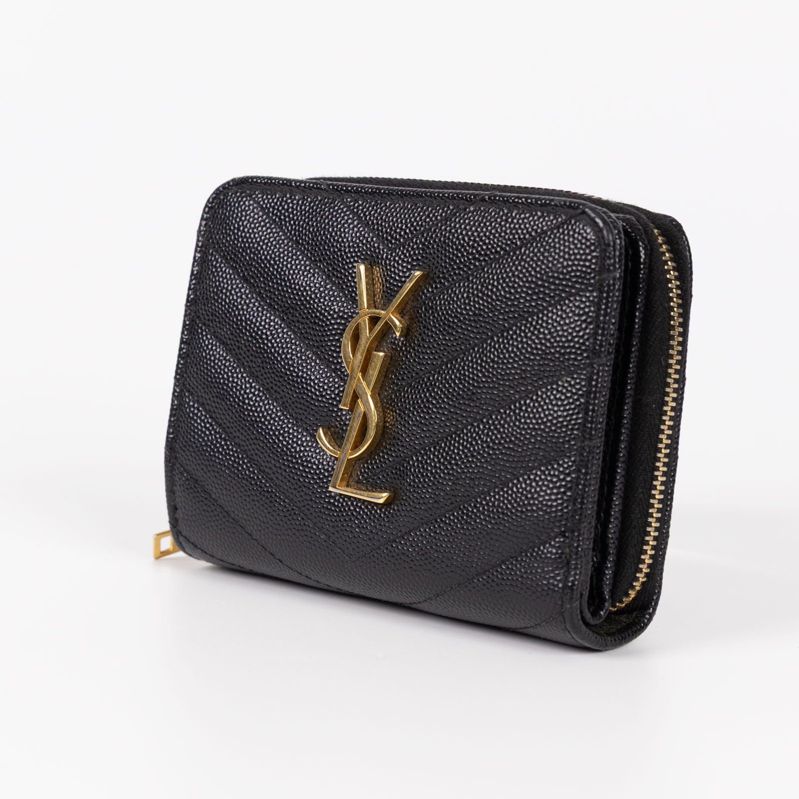 聖羅蘭 YSL SAINT LAURENT Cassandre matelassé 粒面壓紋皮革 小型 全拉鏈 錢包 403723BOW01  防塵袋/原廠盒子