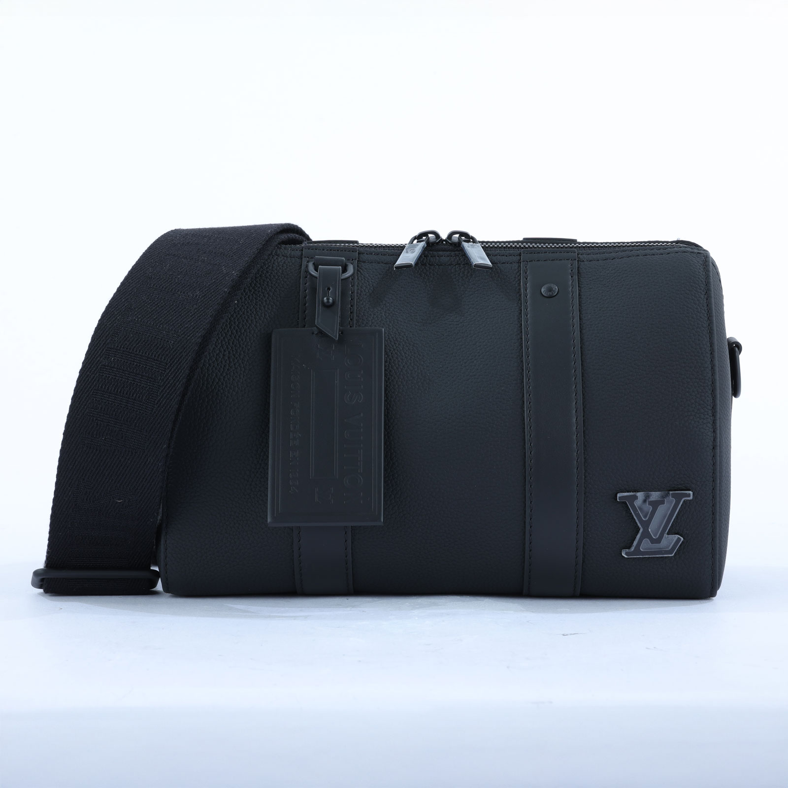 路易威登 LOUIS VUITTON City Keepall 肩背 波士頓包 黑色 M59255 晶片款  原廠盒子/防塵袋/背帶/購買證明正本
