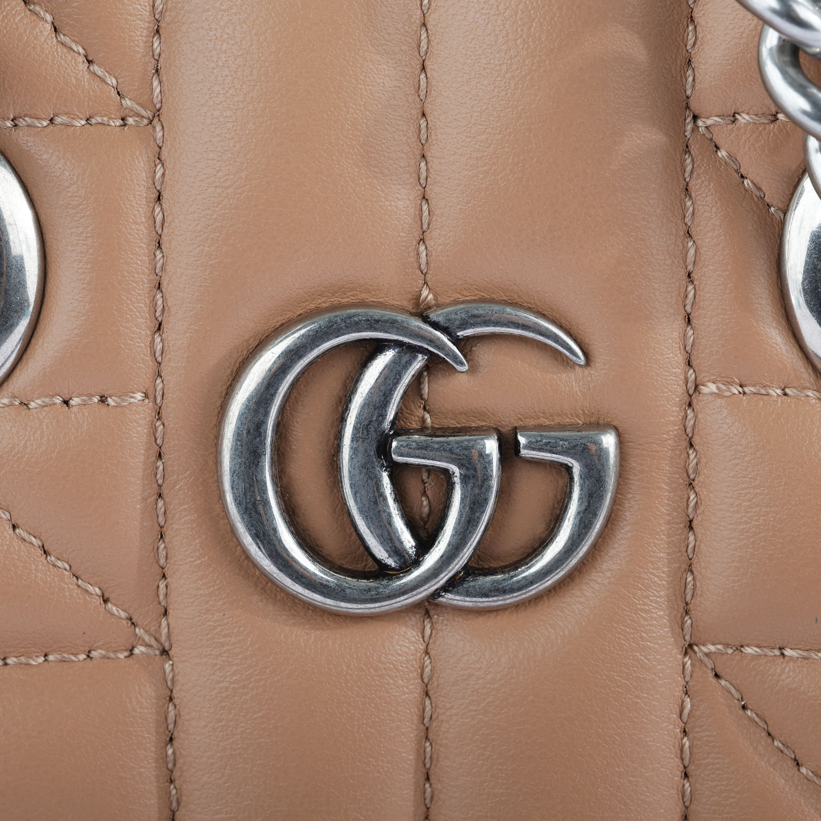 古馳 GUCCI GG Marmont 斜背包 小方包 696123 粉膚GG MARMONT 2WAY 防塵袋
