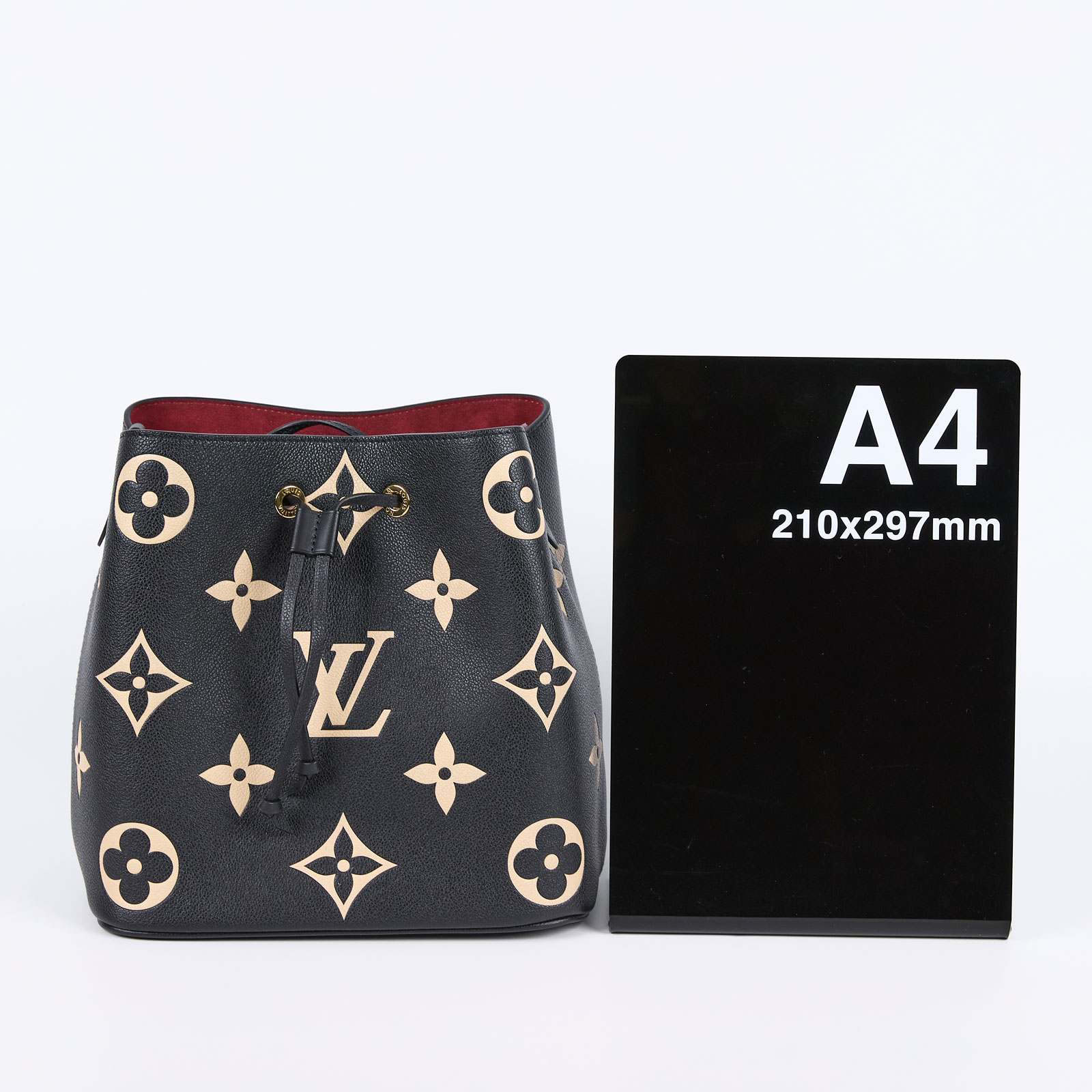 路易威登 LOUIS VUITTON NéoNoé MM 皮革 肩背 水桶包 黑色/奶油色 M45497 晶片款  防塵袋/原廠盒子/背帶2/內袋