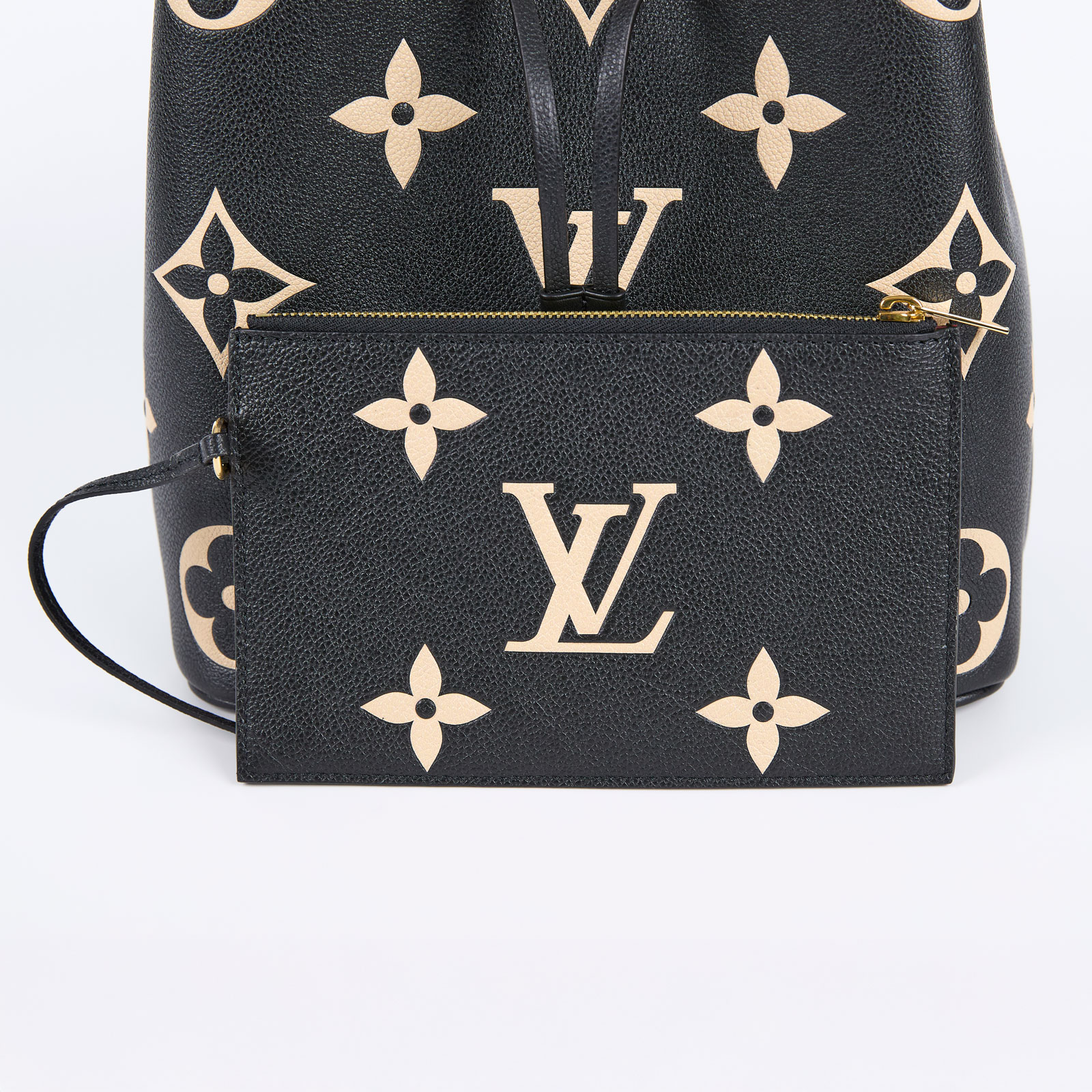 路易威登 LOUIS VUITTON NéoNoé MM 皮革 肩背 水桶包 黑色/奶油色 M45497 晶片款  防塵袋/原廠盒子/背帶2/內袋