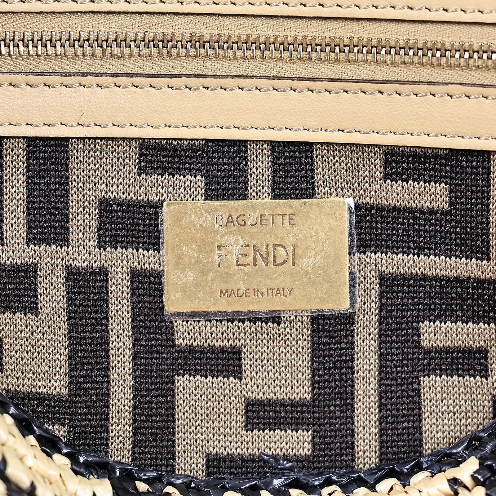 芬迪 FENDI Baguette 拉菲草 包款 8BR600AKBY 黃拚黑草編FF BAGUETTE法棍包 防塵袋/原廠盒子/背帶2