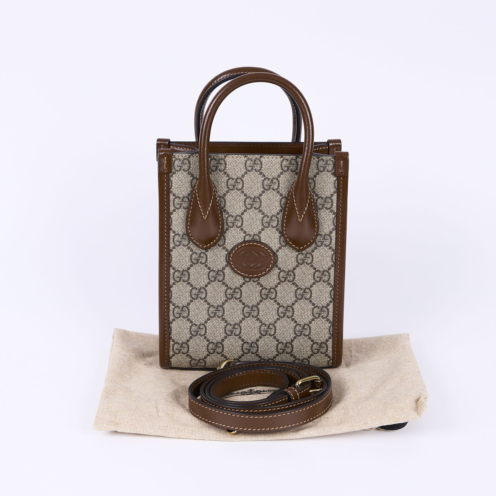 古馳 GUCCI Interlocking G 迷你 手提袋 671623 咖INTERLOCKING 琴譜包 防塵袋/背帶