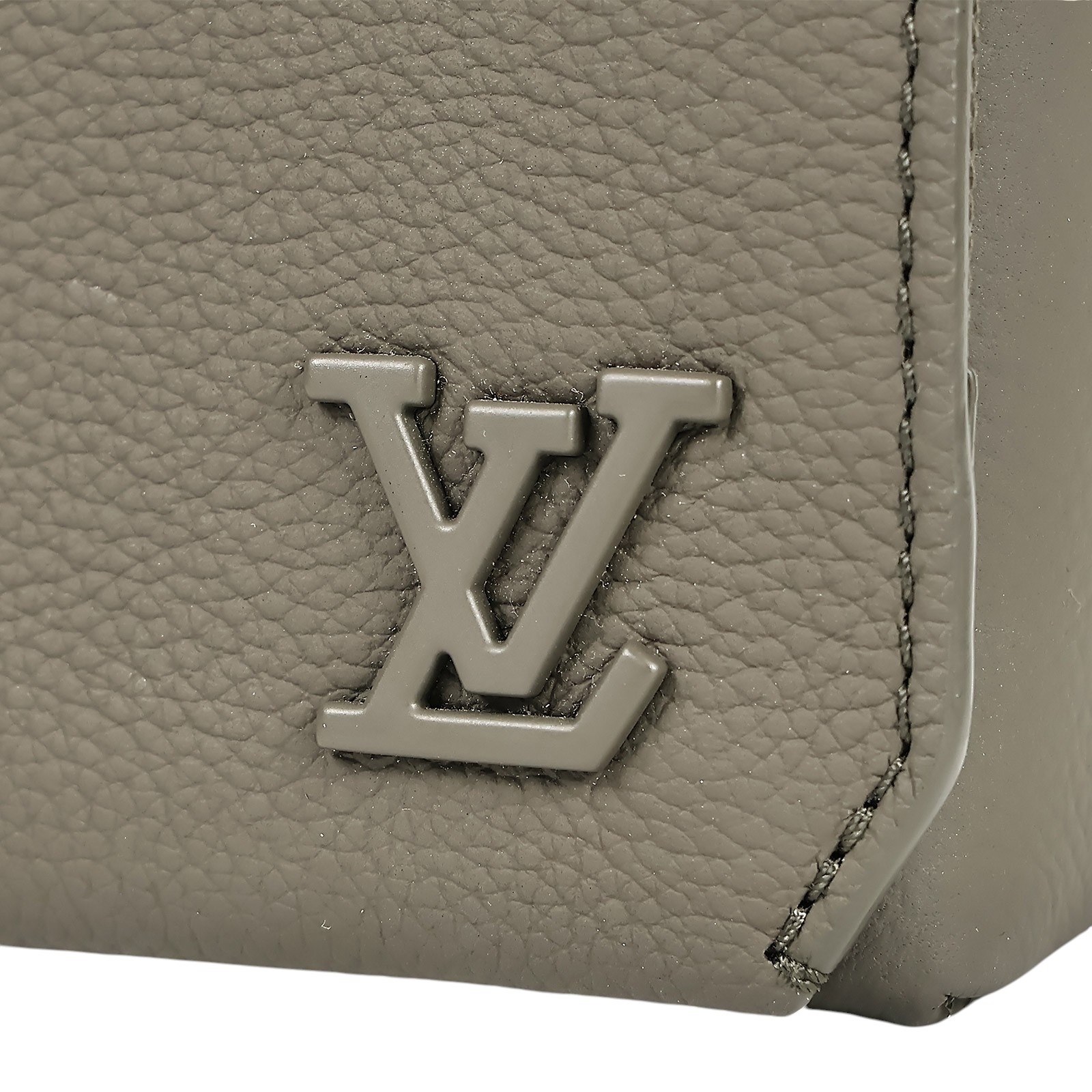 路易威登 LOUIS VUITTON 翻蓋隨身錢包 綠色 M82086 晶片款 灰綠翻蓋隨身包 原廠盒子/防塵袋/購買證明正本/背帶/吊牌