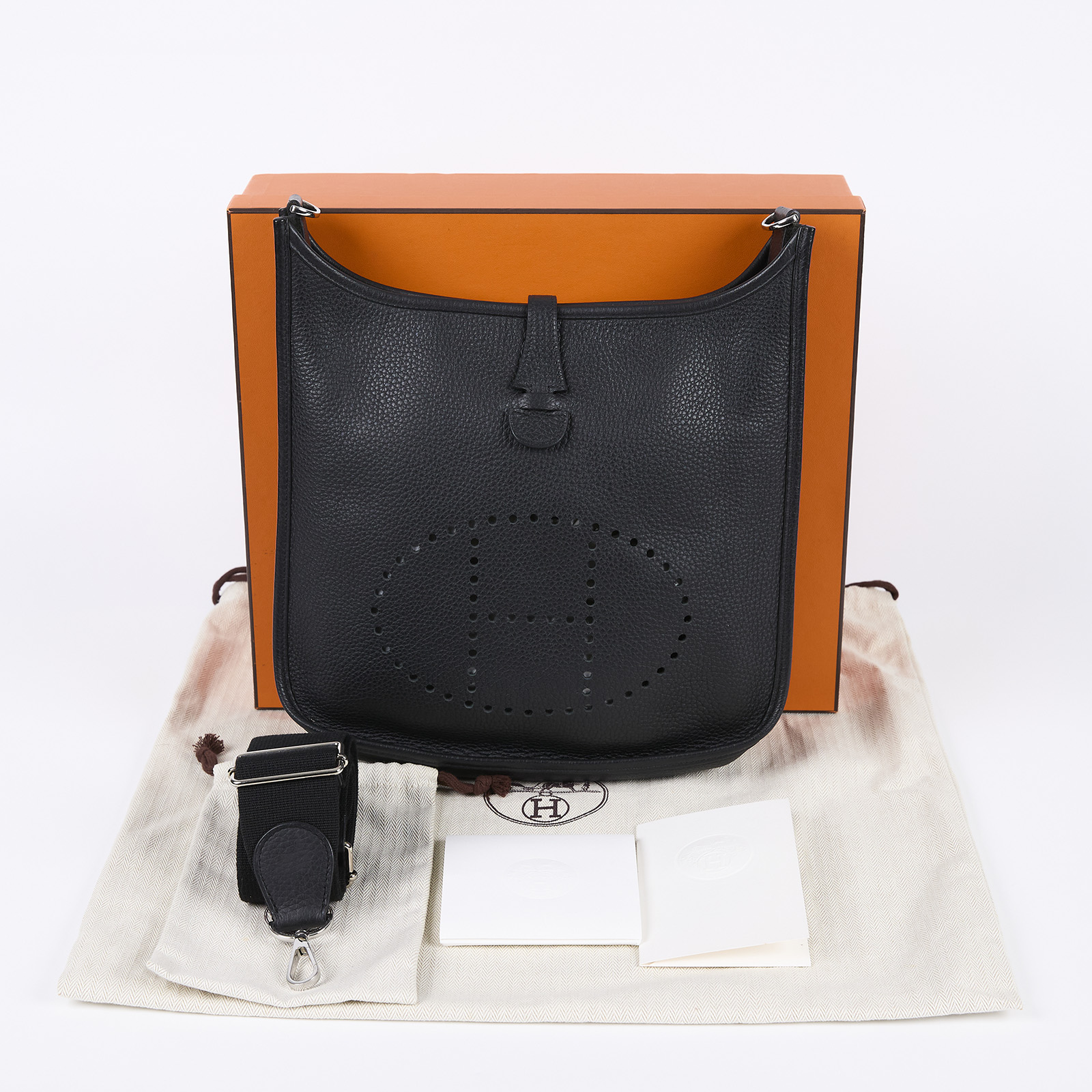 愛馬仕 Hermès Evelyne Bag 伊芙琳包 29 馬蹄型 EV29 H056277CK89/A BS 006 ZB  背帶/購買證明正本/原廠盒子/防塵袋