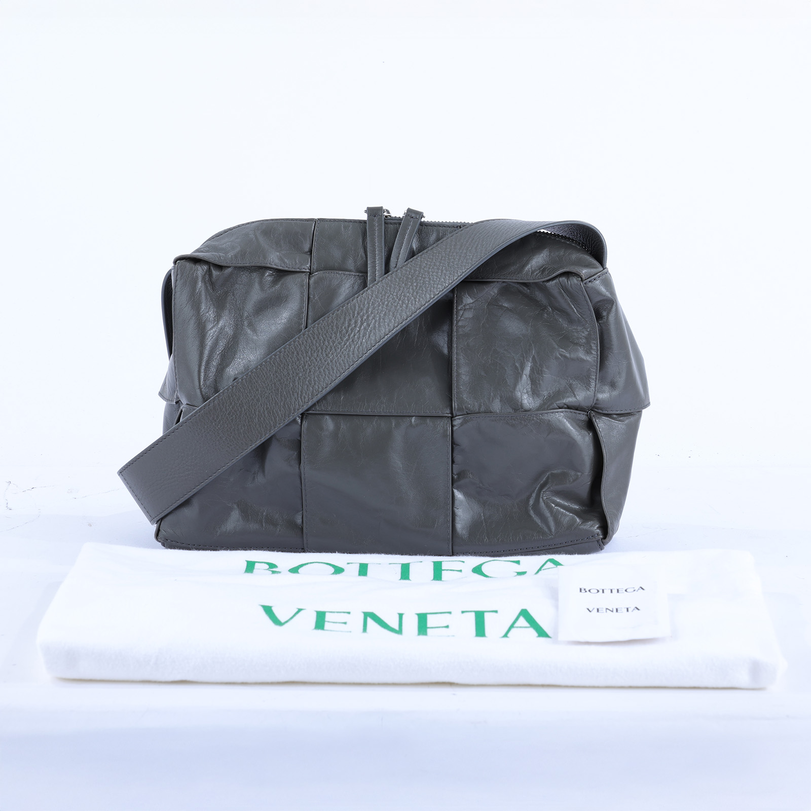 寶緹嘉 BOTTEGA VENETA Arco Camera Bag 相機包 中型 731165VCQ711470 晶片款  防塵袋