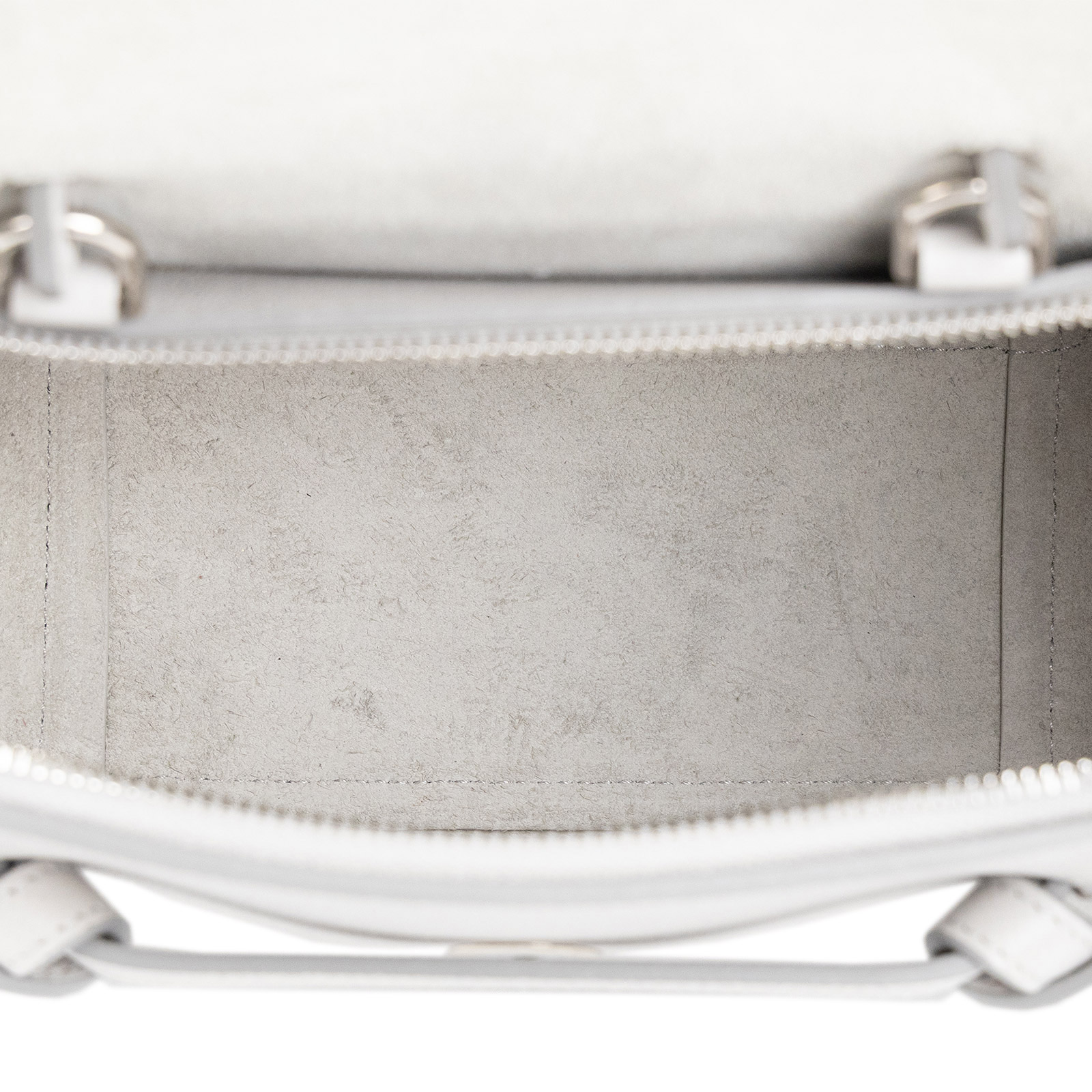 思琳 CELINE 珠地小牛皮 袖珍型 Belt 手袋 189003ZVA 淺灰 BELT BAG NANO 防塵袋/購買證明正本/背帶