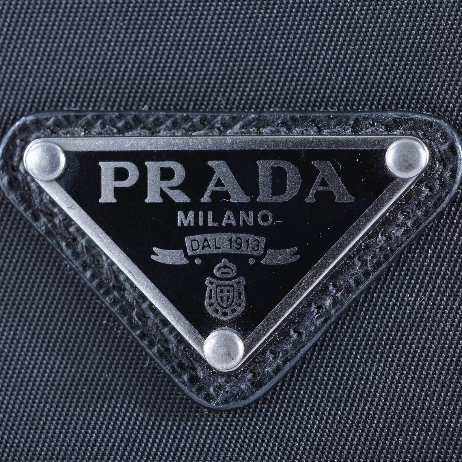 普拉達 PRADA Re-Nylon Saffiano 皮革 智慧型手機 保護套 2ZH109_2DMH 黑尼龍手機包 原廠盒子/防塵袋/保證卡