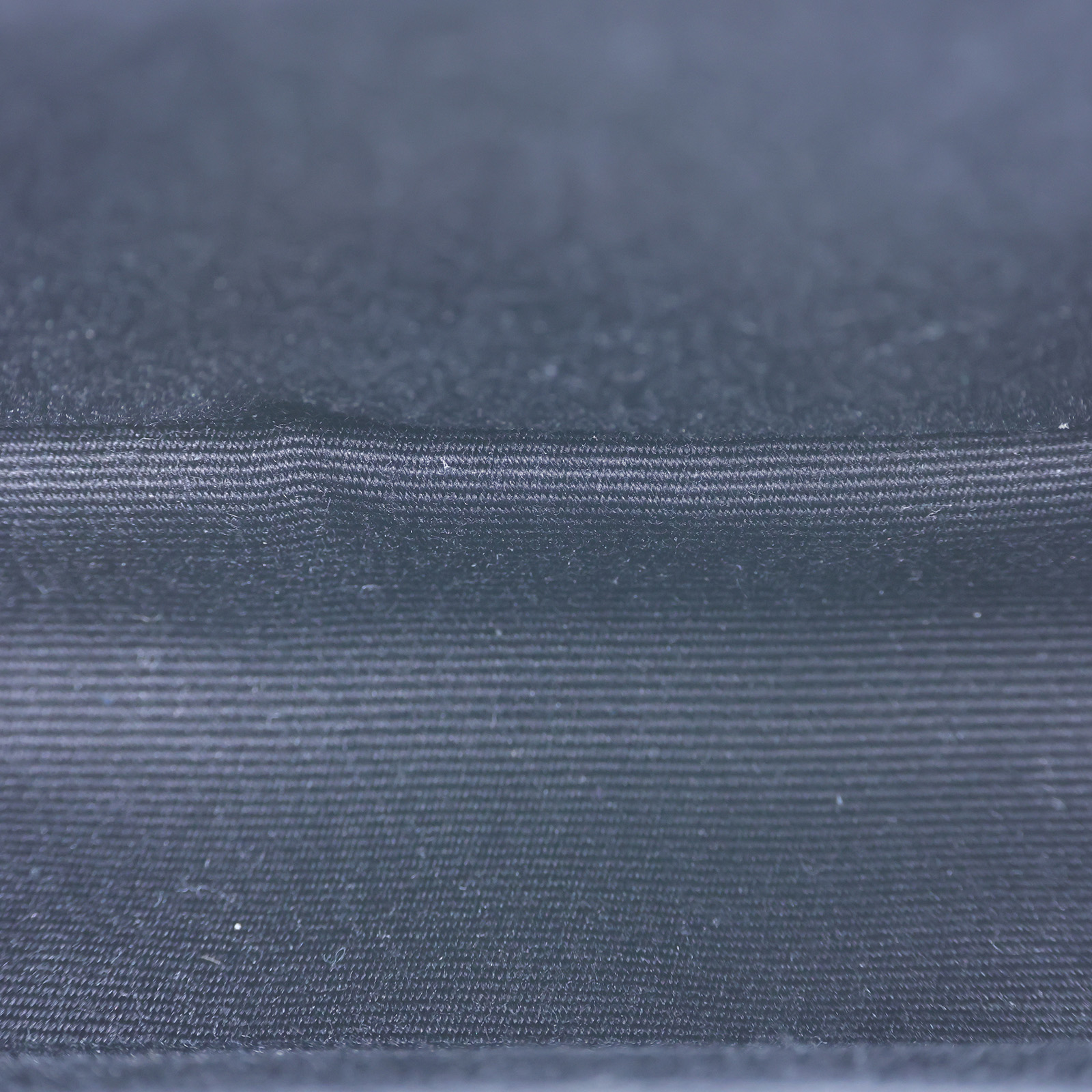 聖羅蘭 YSL SAINT LAURENT Loulou 絎縫 皮革 TOY 手袋 630951DV707 黑金LOULOU TOY 防塵袋 /背帶