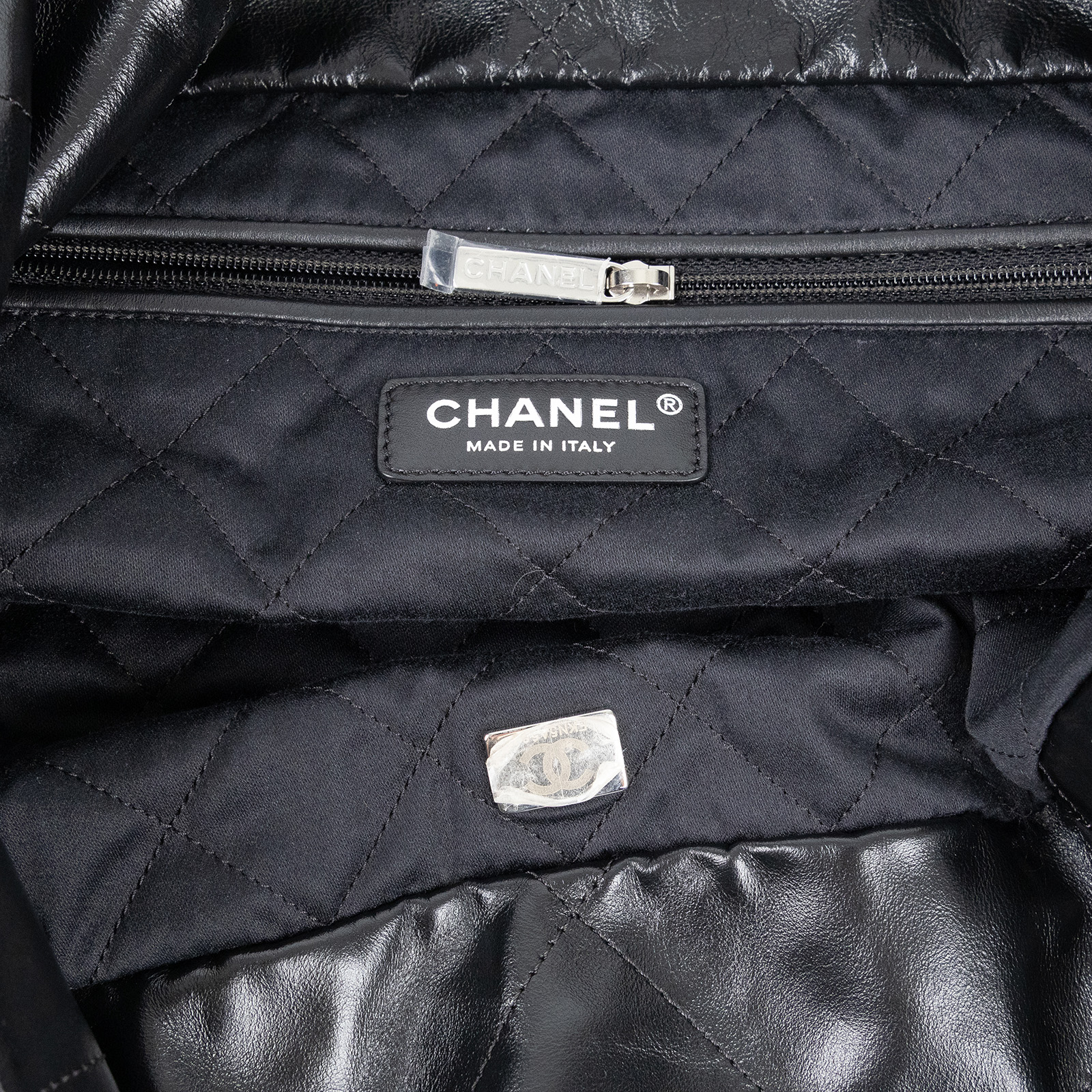 香奈兒 CHANEL 22 中型 束口包 AS3261 晶片款 黑銀22BAG中號 防塵袋