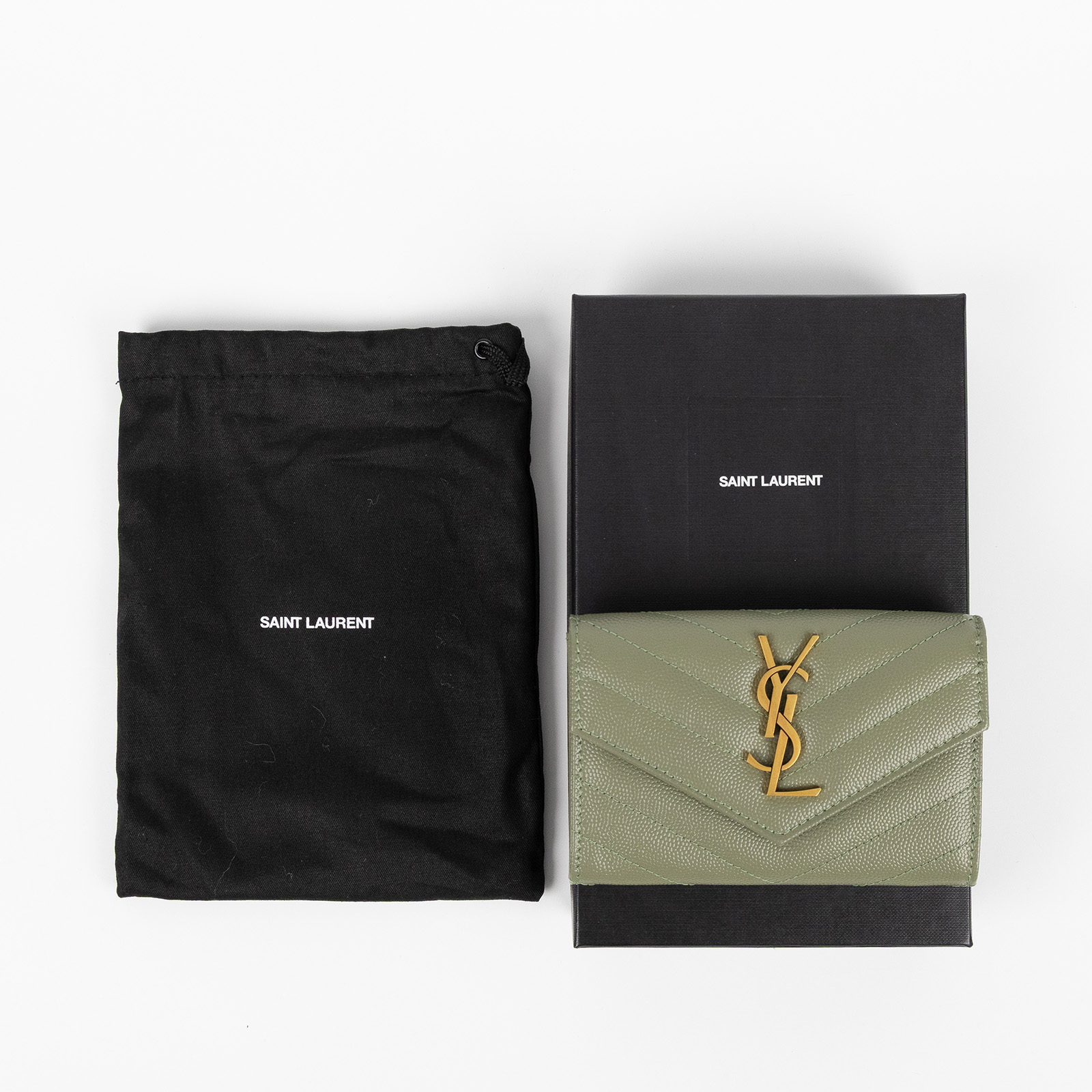 聖羅蘭 YSL SAINT LAURENT cassandre matelassé 粒面壓紋皮革 小型 信封錢包 短夾 414404BOW01  原廠盒子/防塵袋