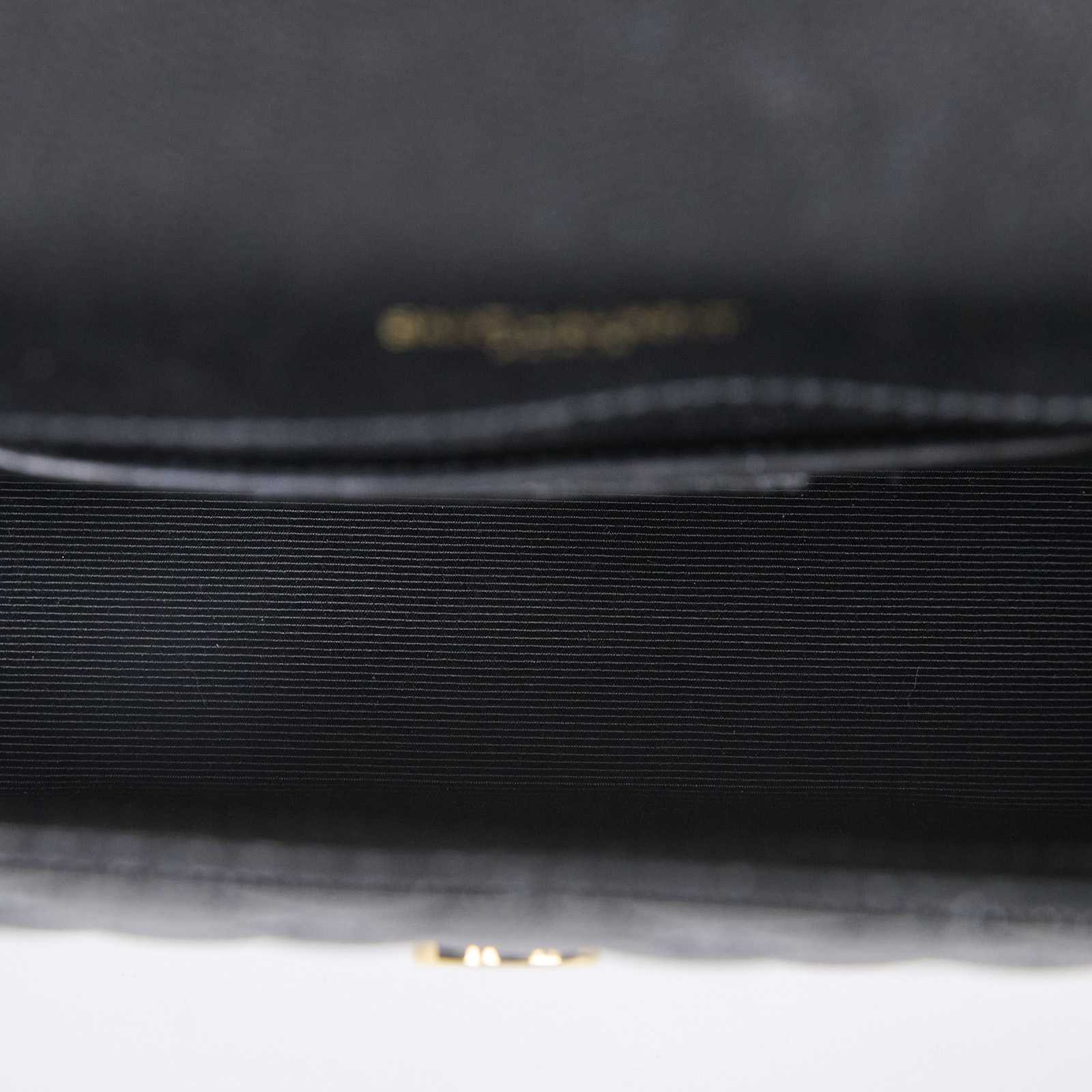 聖羅蘭 YSL SAINT LAURENT Envelope 粒面絎縫皮革 小型 信封袋 600195BOW91 黑金ENVELOPE 防塵袋/購買證明正本