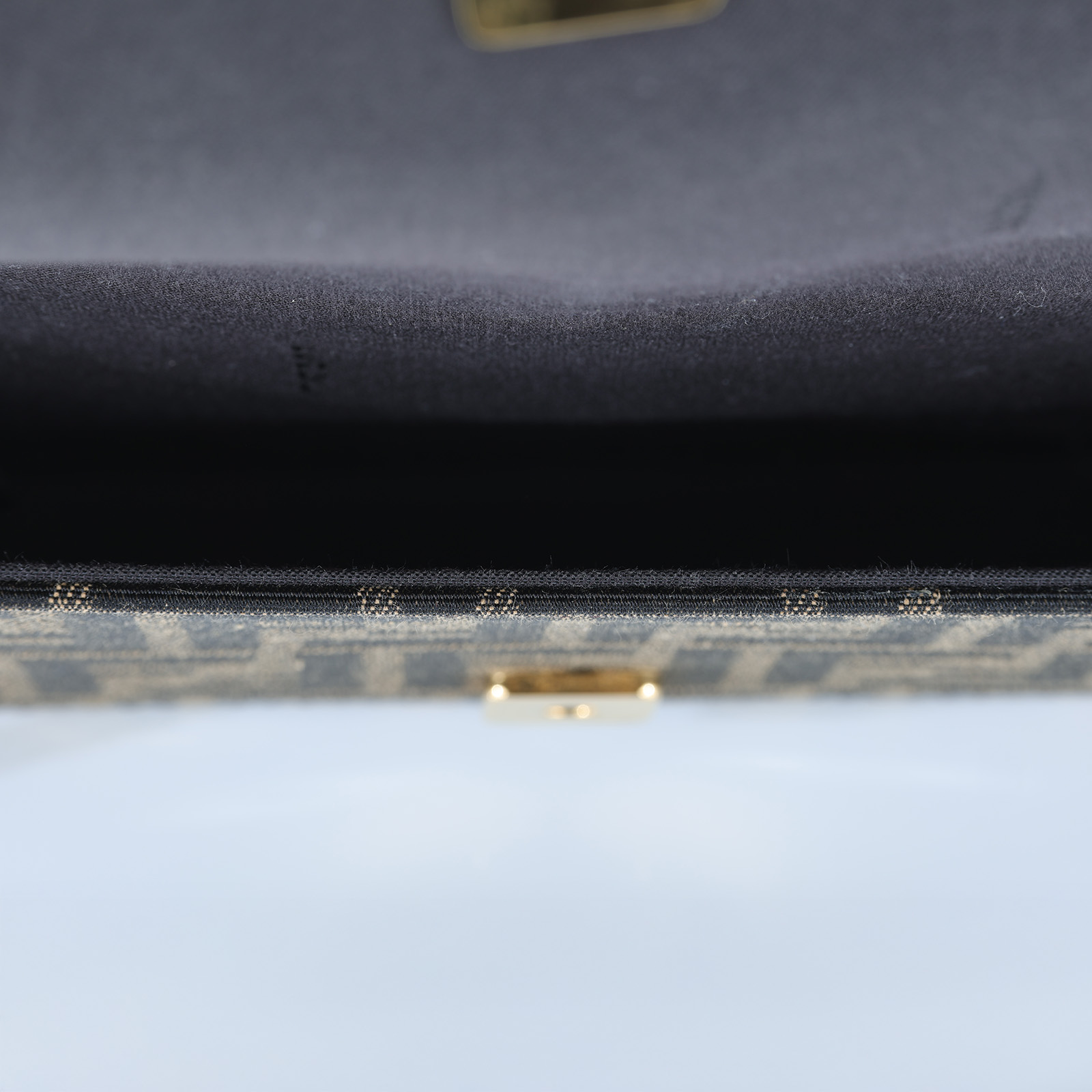 芬迪 FENDI Fendigraphy 鏈袋皮夾 8BS076AD23 棕FF帆布WOC 防塵袋/購買證明正本