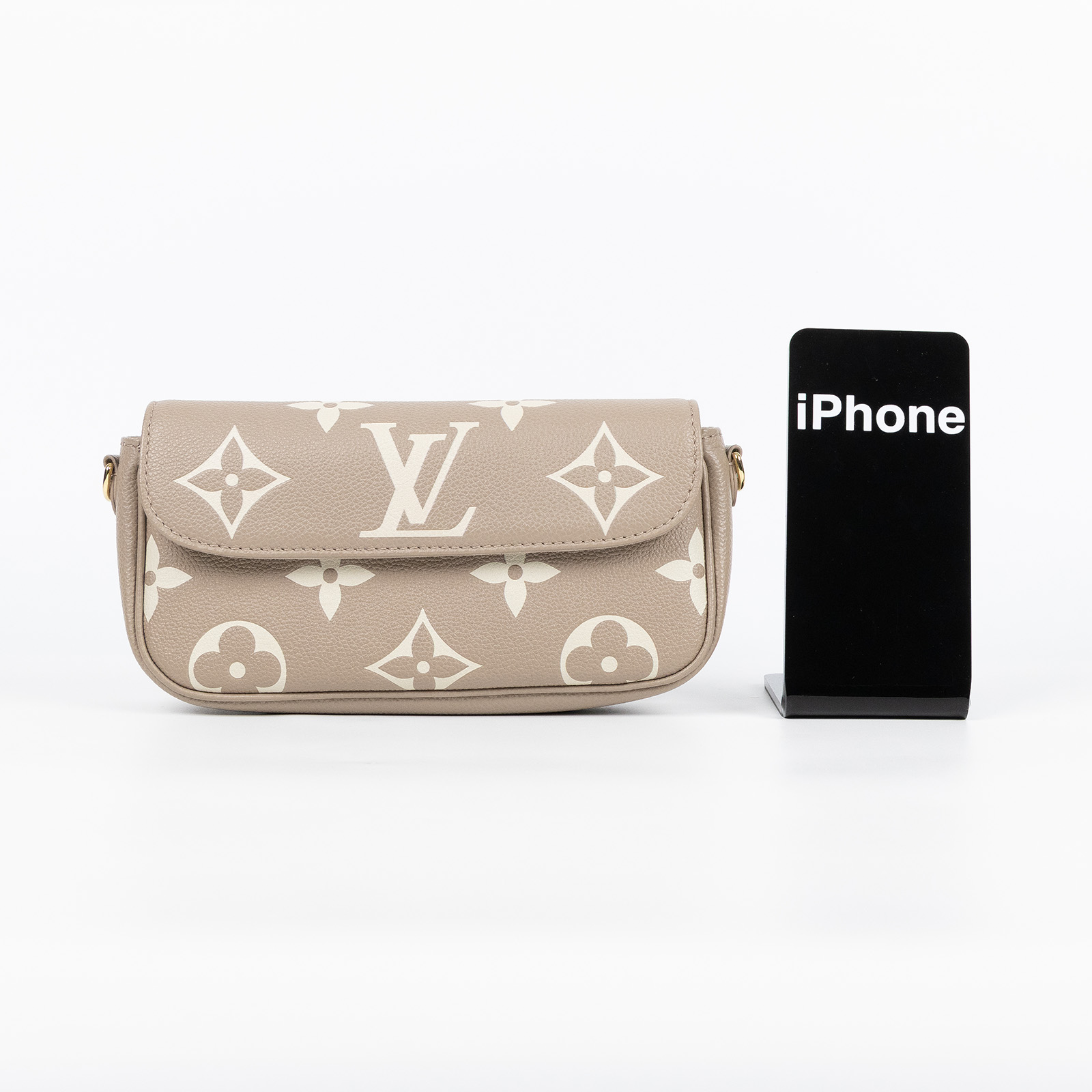 路易威登 LOUIS VUITTON Wallet on Chain Ivy 壓花牛皮 肩背錢包 斑鳩灰色 奶油色 M82211 晶片款  原廠盒子/防塵袋/購買證明正本/背帶2