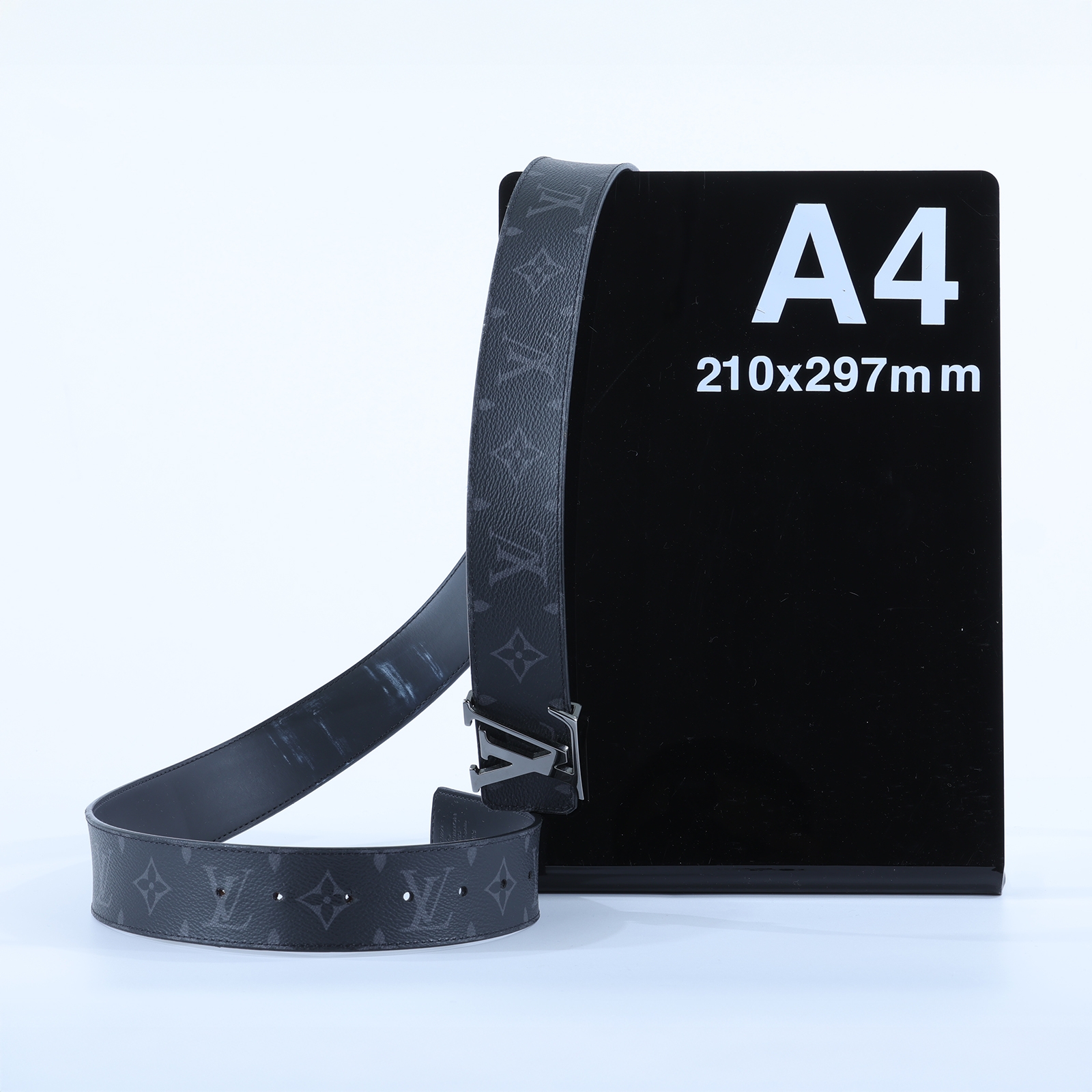 路易威登 LOUIS VUITTON LV Initiales 40毫米 雙面皮帶 M9043Q 黑原花腰帶 44MM #110公分 原廠盒子/防塵袋