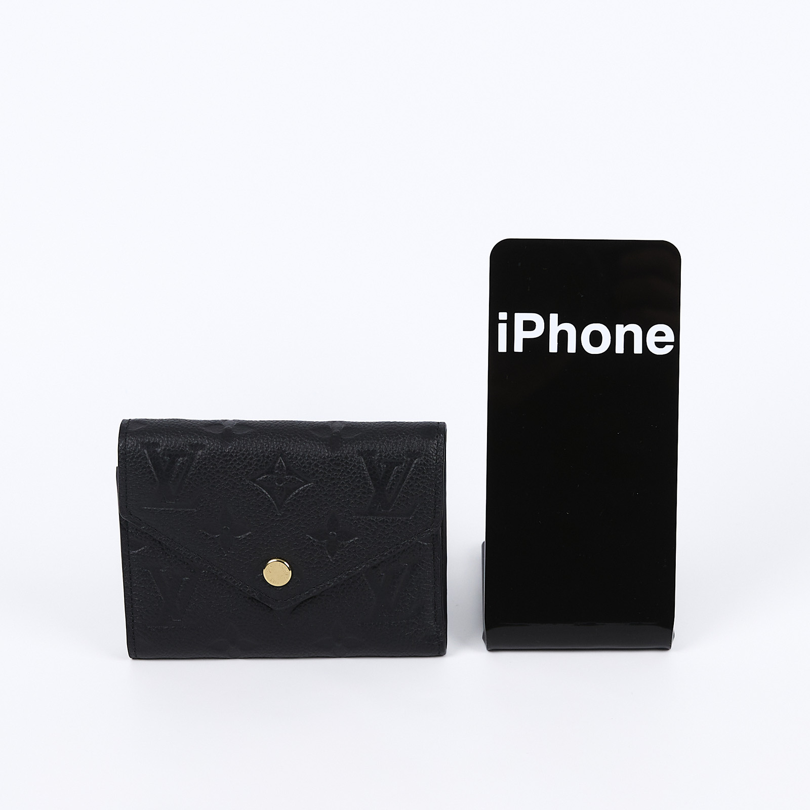 路易威登 LOUIS VUITTON Victorine 錢包 壓花牛皮 M64060 晶片款 黑原花壓紋Victorine三折短夾 原廠盒子/防塵袋