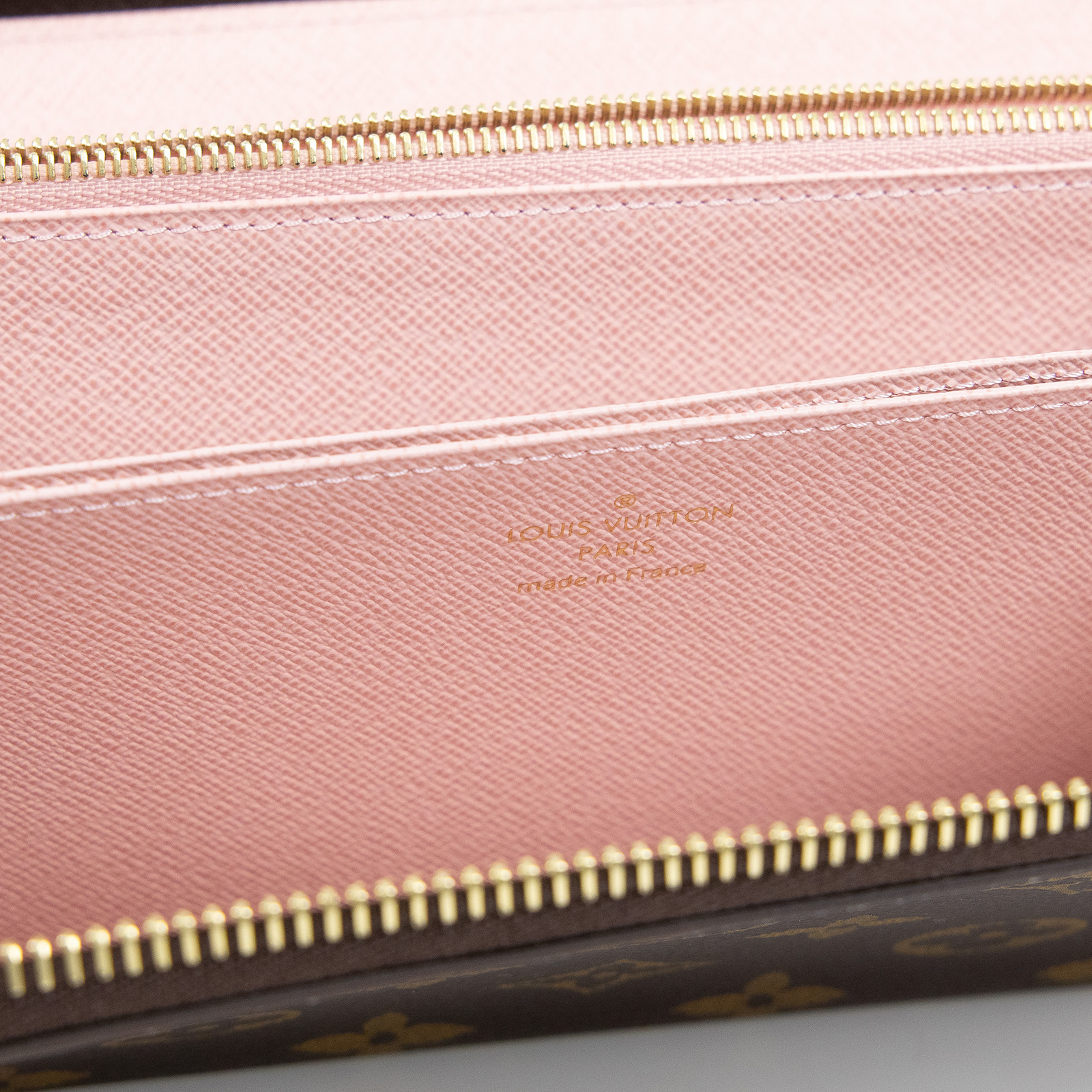 路易威登 LOUIS VUITTON 拉鏈錢包 Monogram帆布 芭蕾粉色 M41894 晶片款 原花內拼粉內拉鍊長夾 原廠盒子/防塵袋