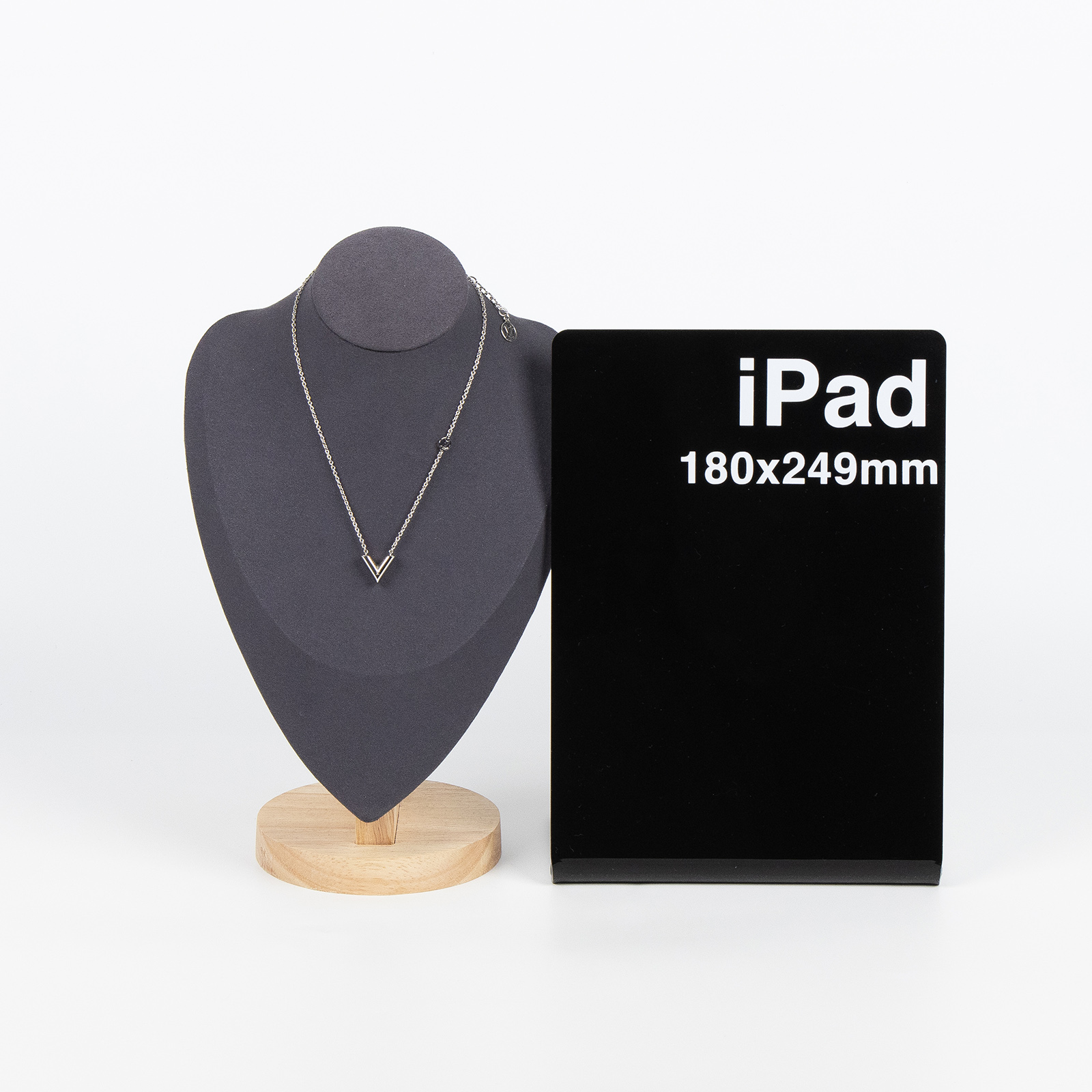 路易威登 LOUIS VUITTON Essential V 柔軟 項鏈 M63197 銀ESSENTIAL V字項鍊 原廠盒子/防塵袋