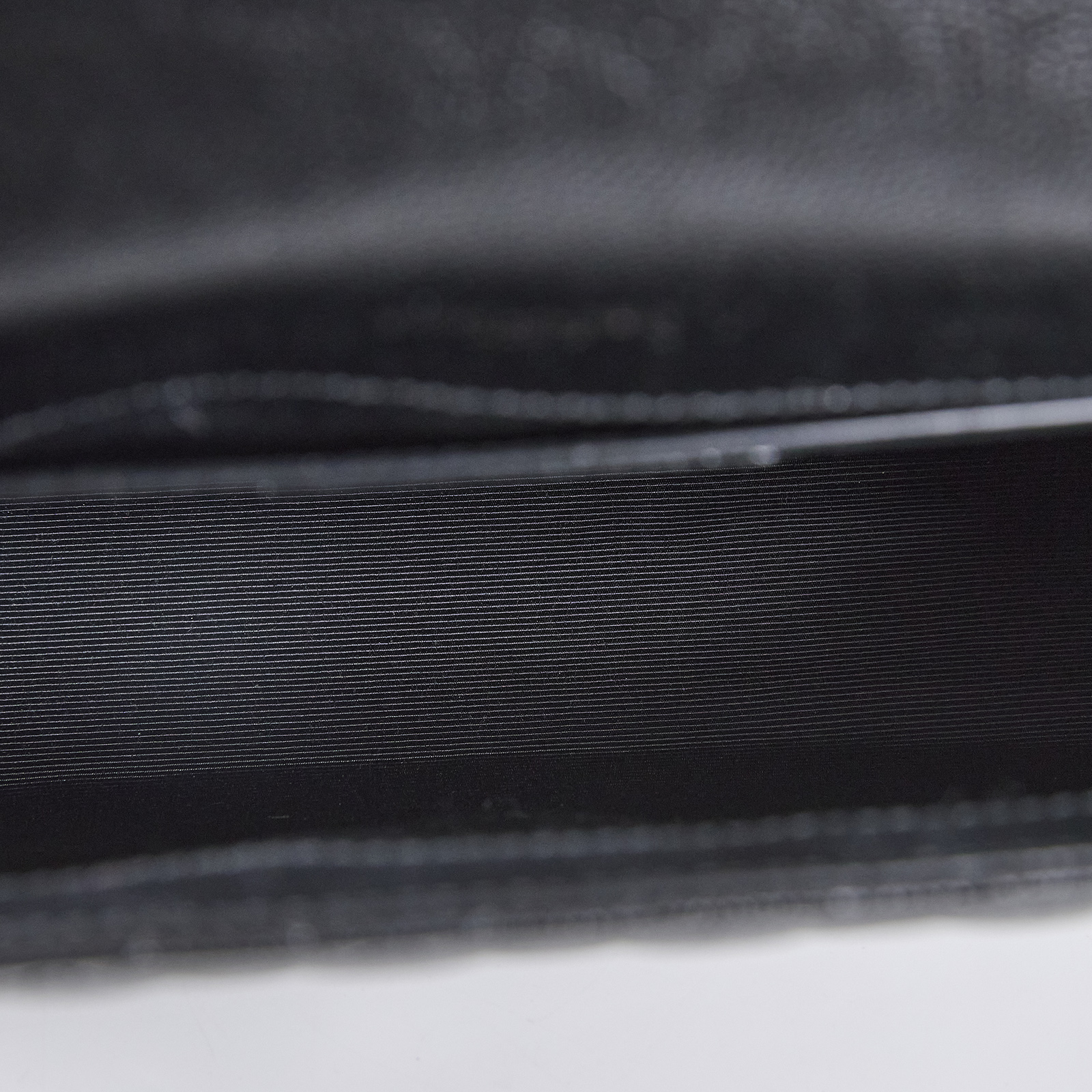 聖羅蘭 YSL SAINT LAURENT Envelope 粒面絎縫皮革 中型 信封袋 黑色五金 600185BOW98 全黑學院包 原廠盒子/防塵袋