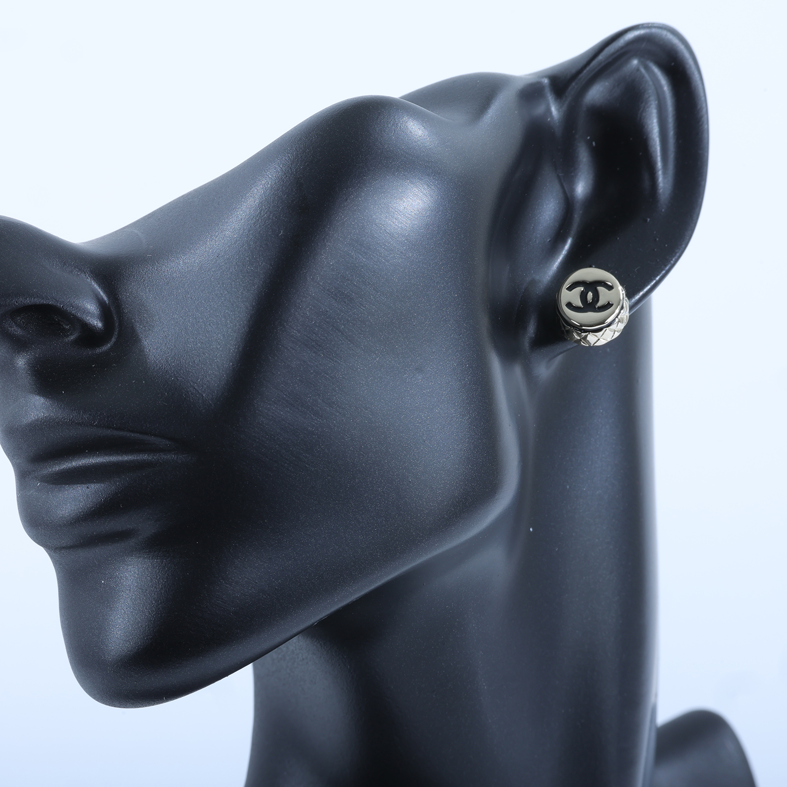 香奈兒 CHANEL CC 耳釘 耳環 B25 B 小金豆側邊菱格紋耳環 原廠盒子/內襯