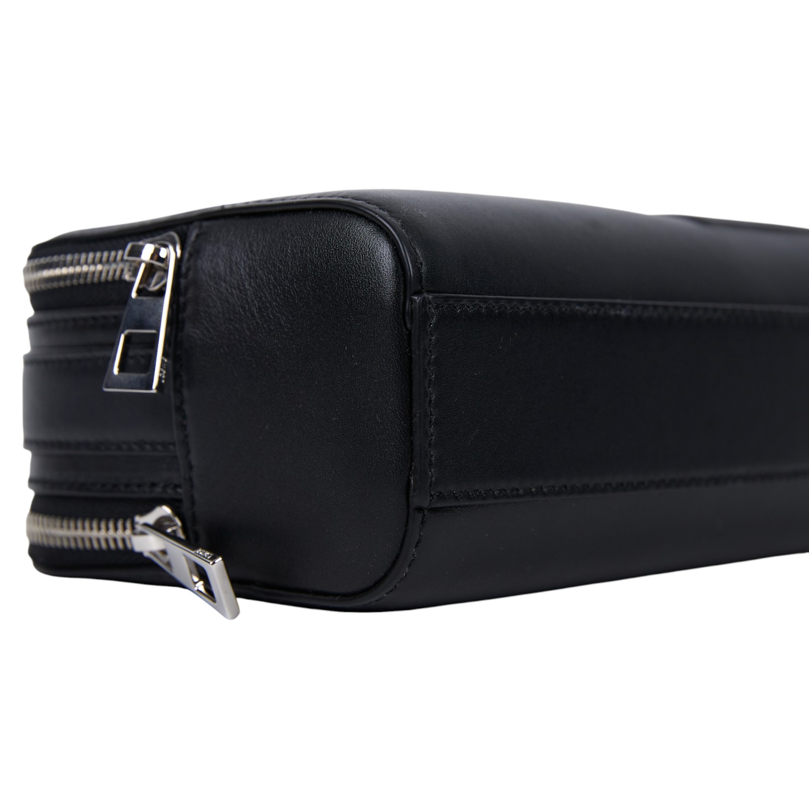 羅意威 LOEWE 斜背 相機包 迷你 C565R41X01 黑色MINI相機包 防塵袋