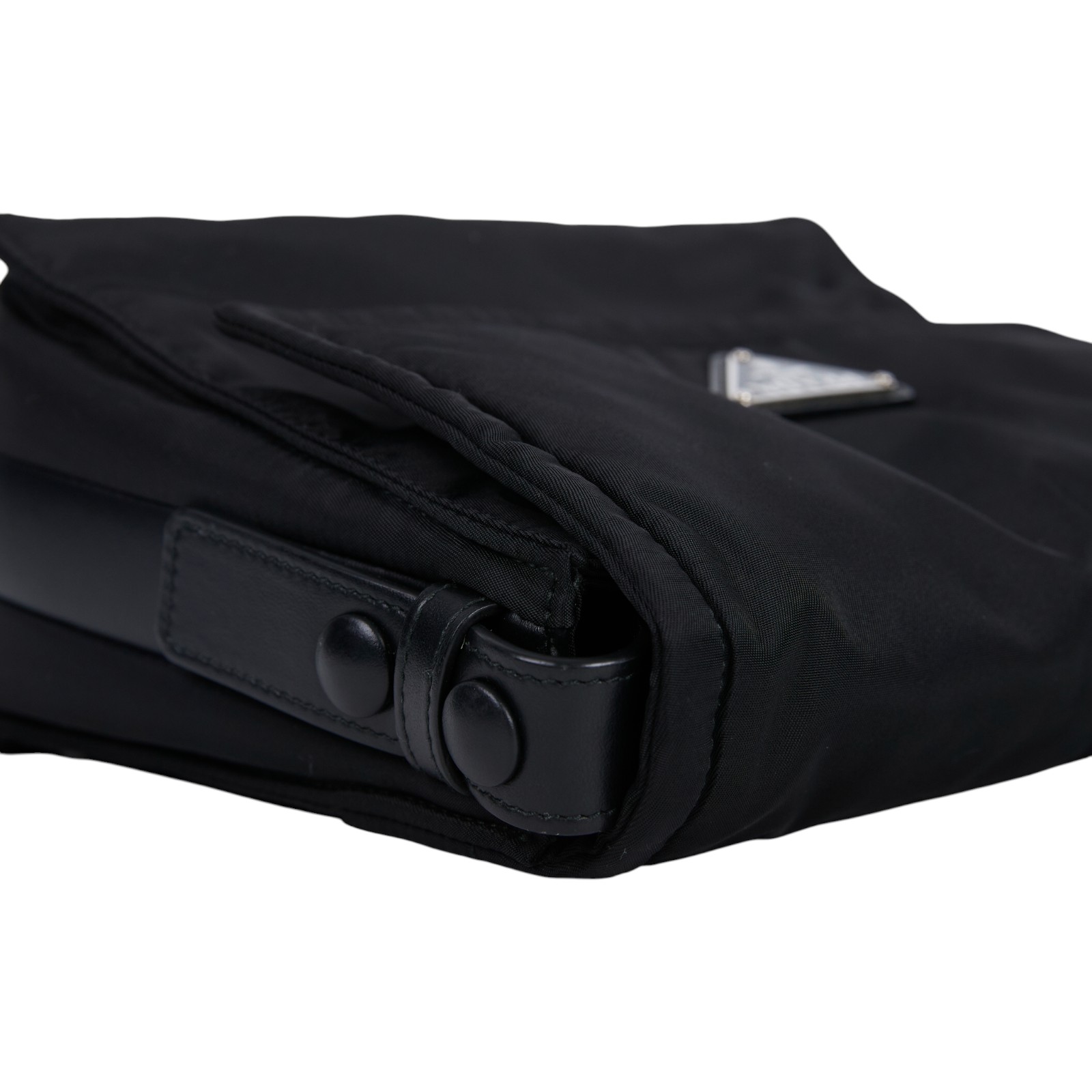 普拉達 PRADA Re-Nylon 小號 夾棉 肩背袋 1BD313_RDLN 黑尼龍郵差方包 防塵袋