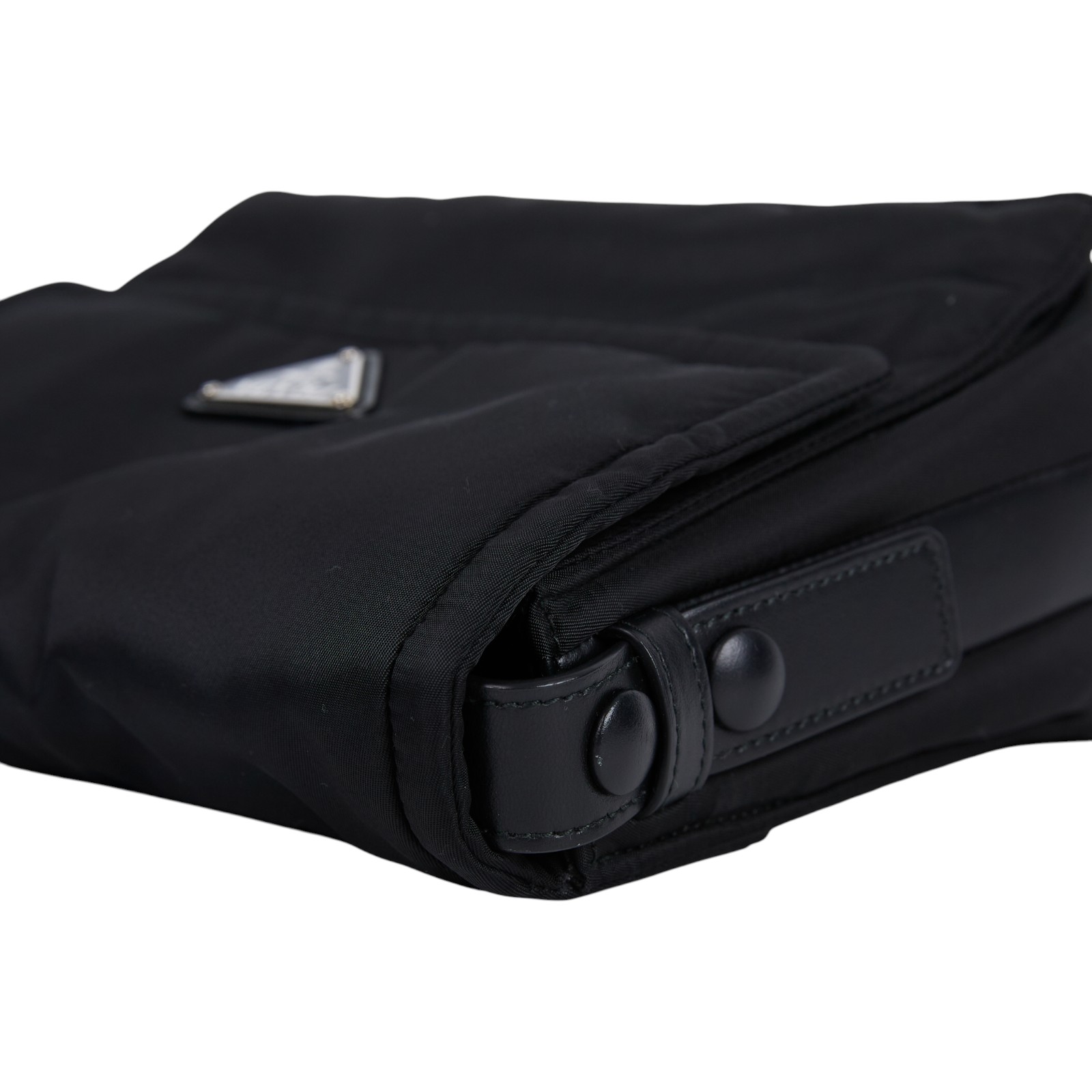 普拉達 PRADA Re-Nylon 小號 夾棉 肩背袋 1BD313_RDLN 黑尼龍郵差方包 防塵袋