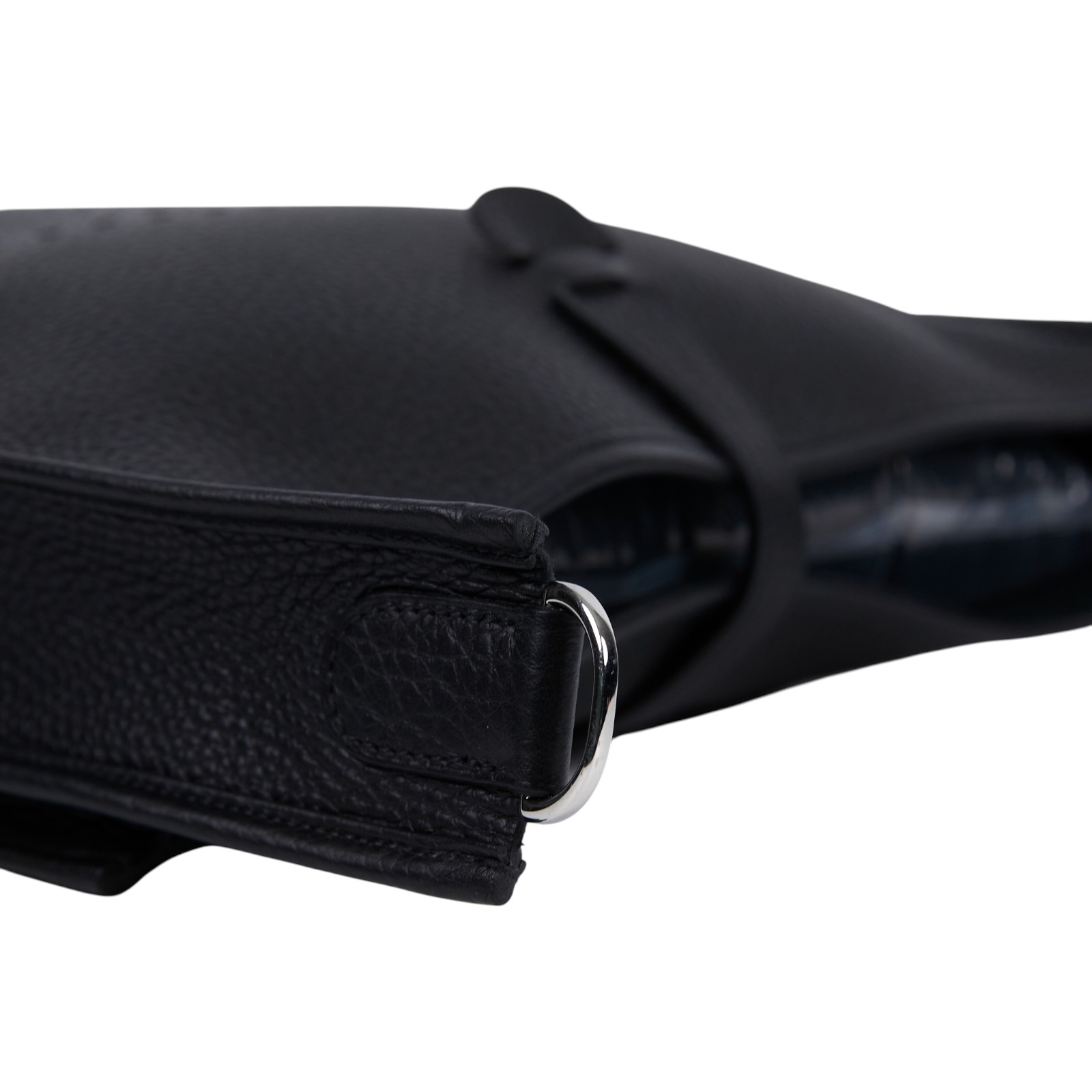 愛馬仕 Hermes Evelyne Bag 伊芙琳包 29 馬蹄型 銀色五金 黑色 H056277CK89 /W ID 007 CF  原廠盒子/防塵袋/背帶/購買證明正本