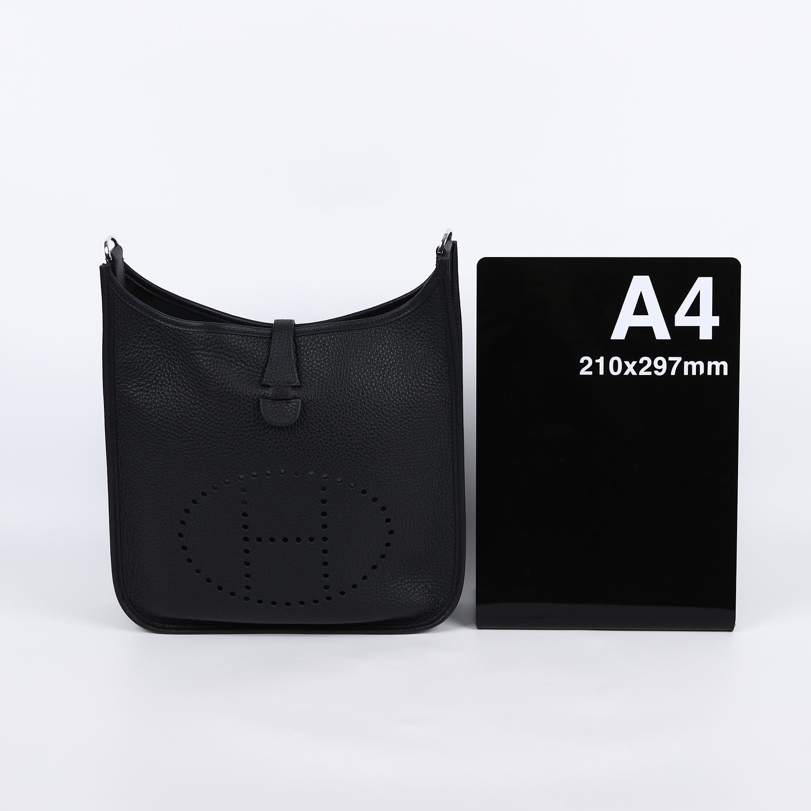 愛馬仕 Hermes Evelyne Bag 伊芙琳包 29 馬蹄型 銀色五金 黑色 H056277CK89 /W ID 007 CF  原廠盒子/防塵袋/背帶/購買證明正本