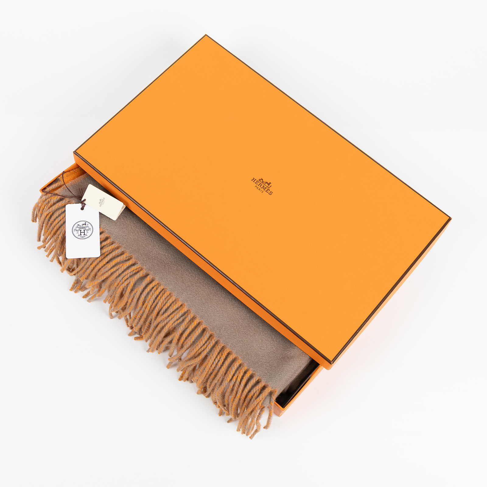 愛馬仕 Hermes 喀什米爾羊毛 圍巾 披肩 H259130S  卡其/橘喀什米爾圍巾 原廠盒子