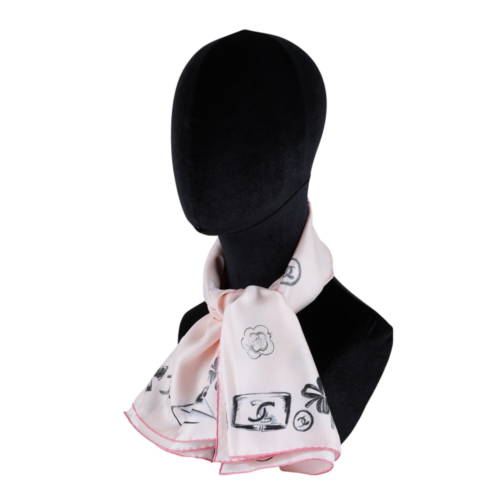 香奈兒 CHANEL CC LOGO 絲巾  粉手繪愛心絲巾90X90 原廠盒子