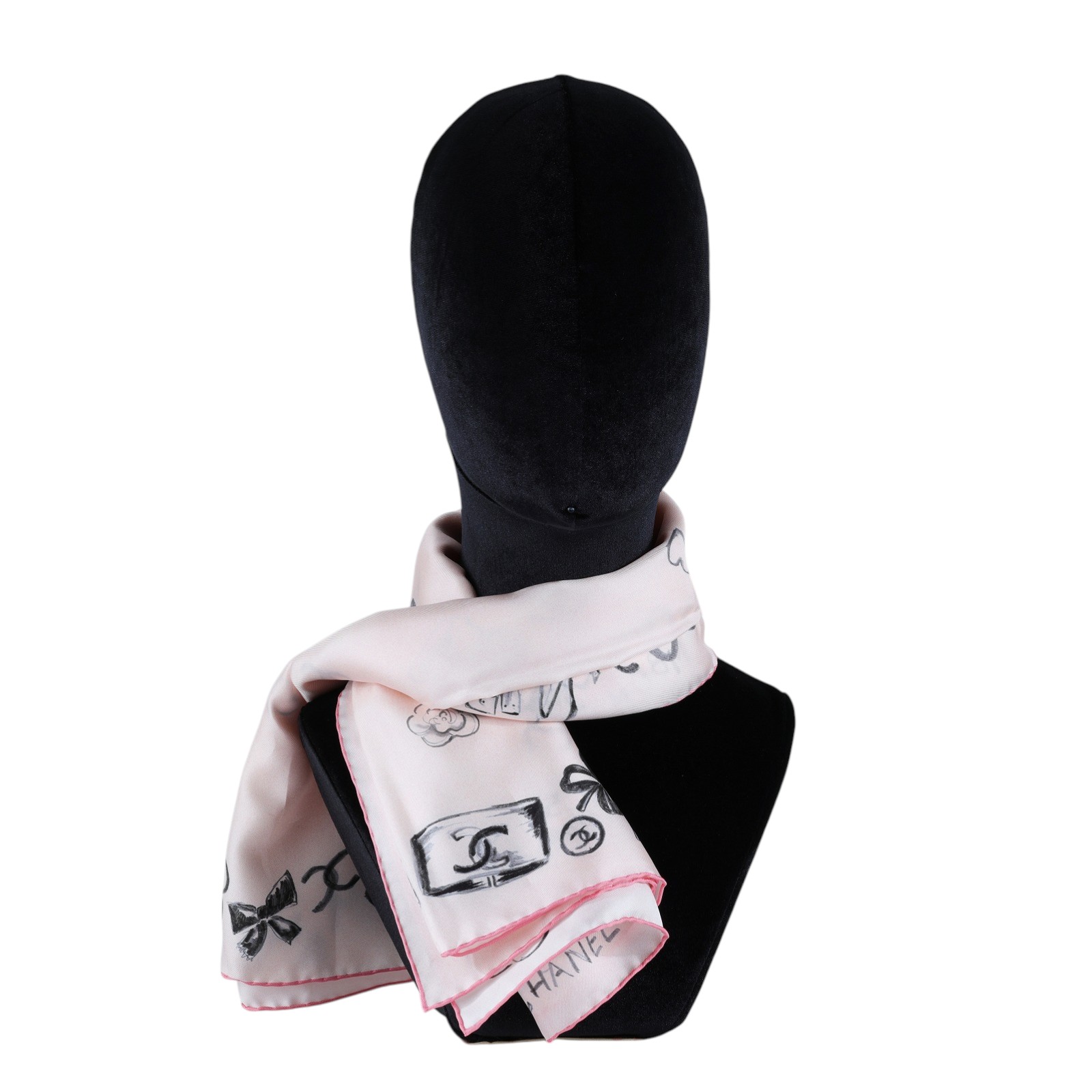 香奈兒 CHANEL CC LOGO 絲巾  粉手繪愛心絲巾90X90 原廠盒子