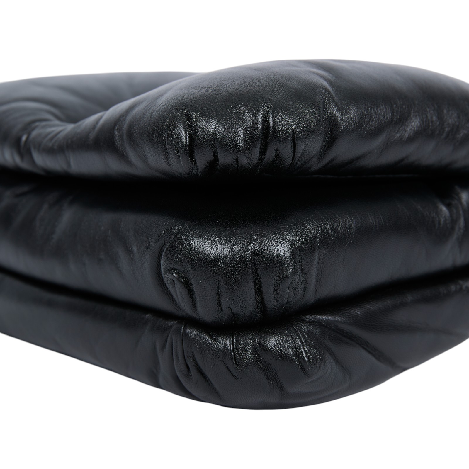 羅意威 LOEWE Medium Goya Puffer bag AP40P41X01 黑 GOYA PUFFER 防塵袋