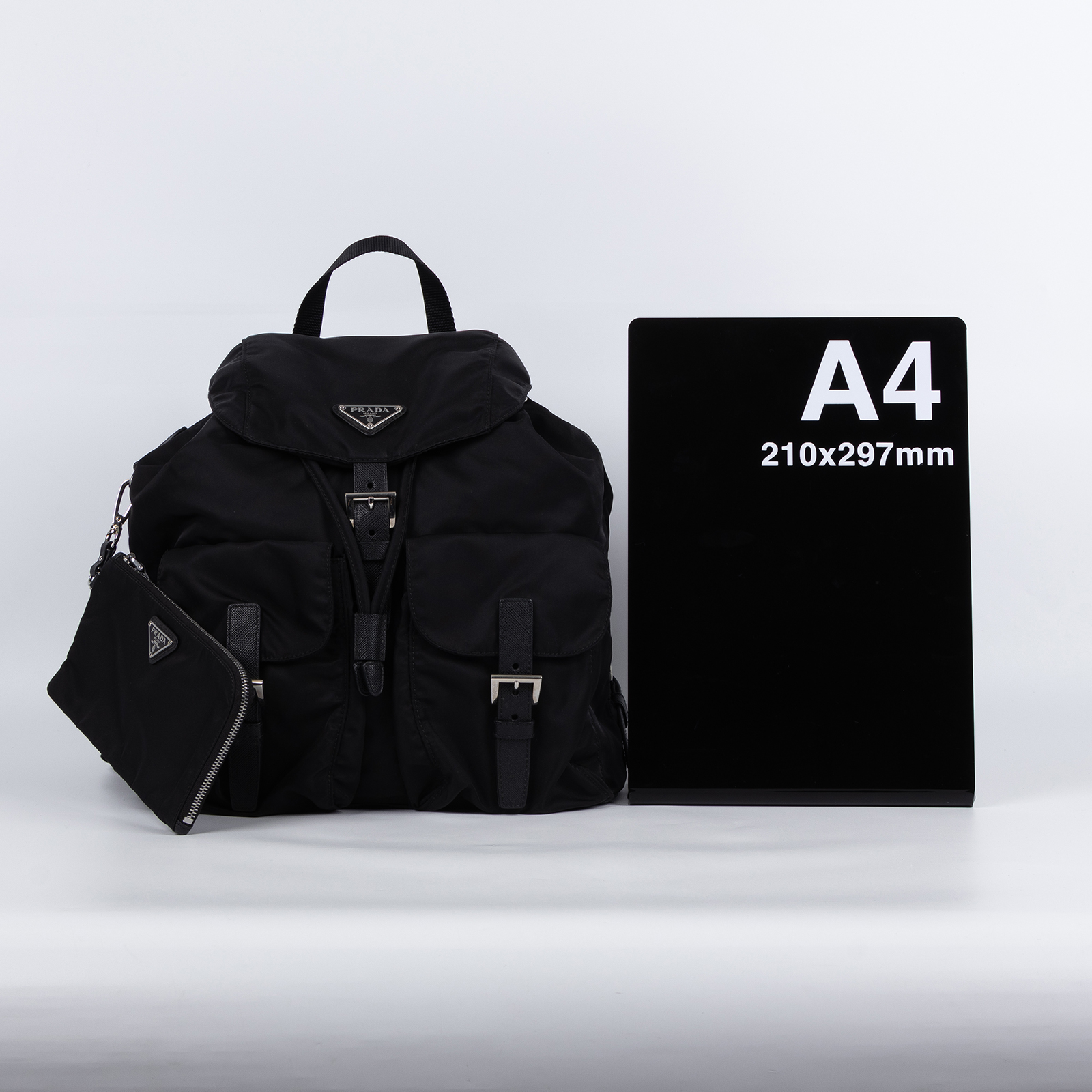 普拉達 PRADA Re-Nylon 中型 背囊 連化妝袋 1BZ811_RV44 黑Re-Nylon 中型背囊連化妝袋 防塵袋/保證卡/內袋