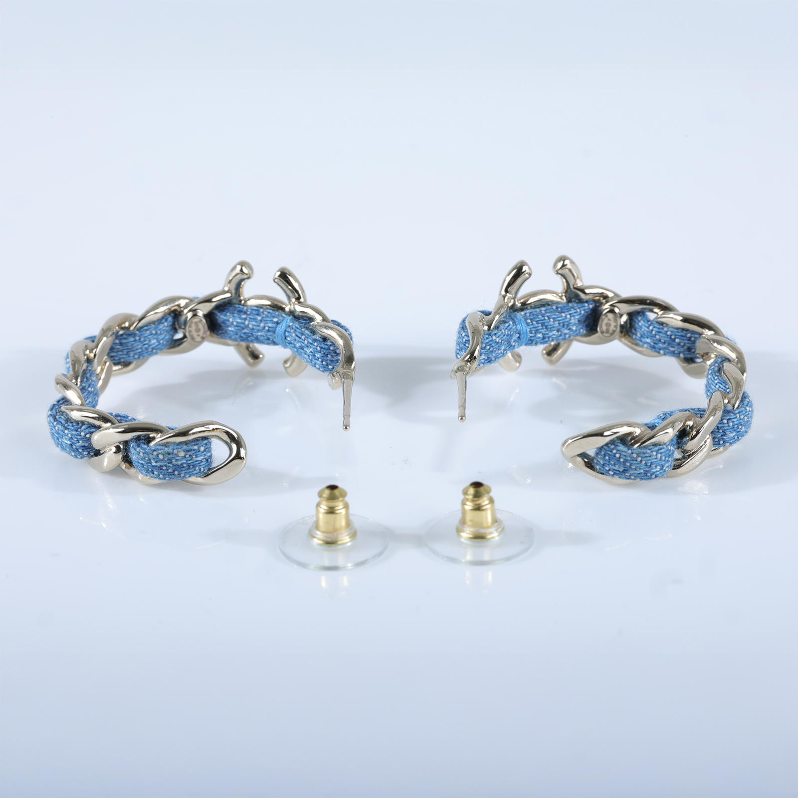 香奈兒 CHANEL CC LOGO 耳環 耳釘 ABF160/B25P 牛仔布穿鍊雙C半圈耳環 原廠盒子/購買證明正本