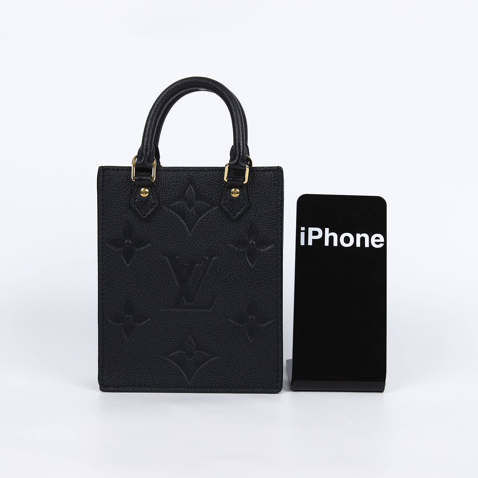 路易威登 LOUIS VUITTON Petit Sac Plat 黑色壓紋 迷你 琴譜包 M81417 晶片款  原廠盒子/防塵袋/購買證明正本/背帶