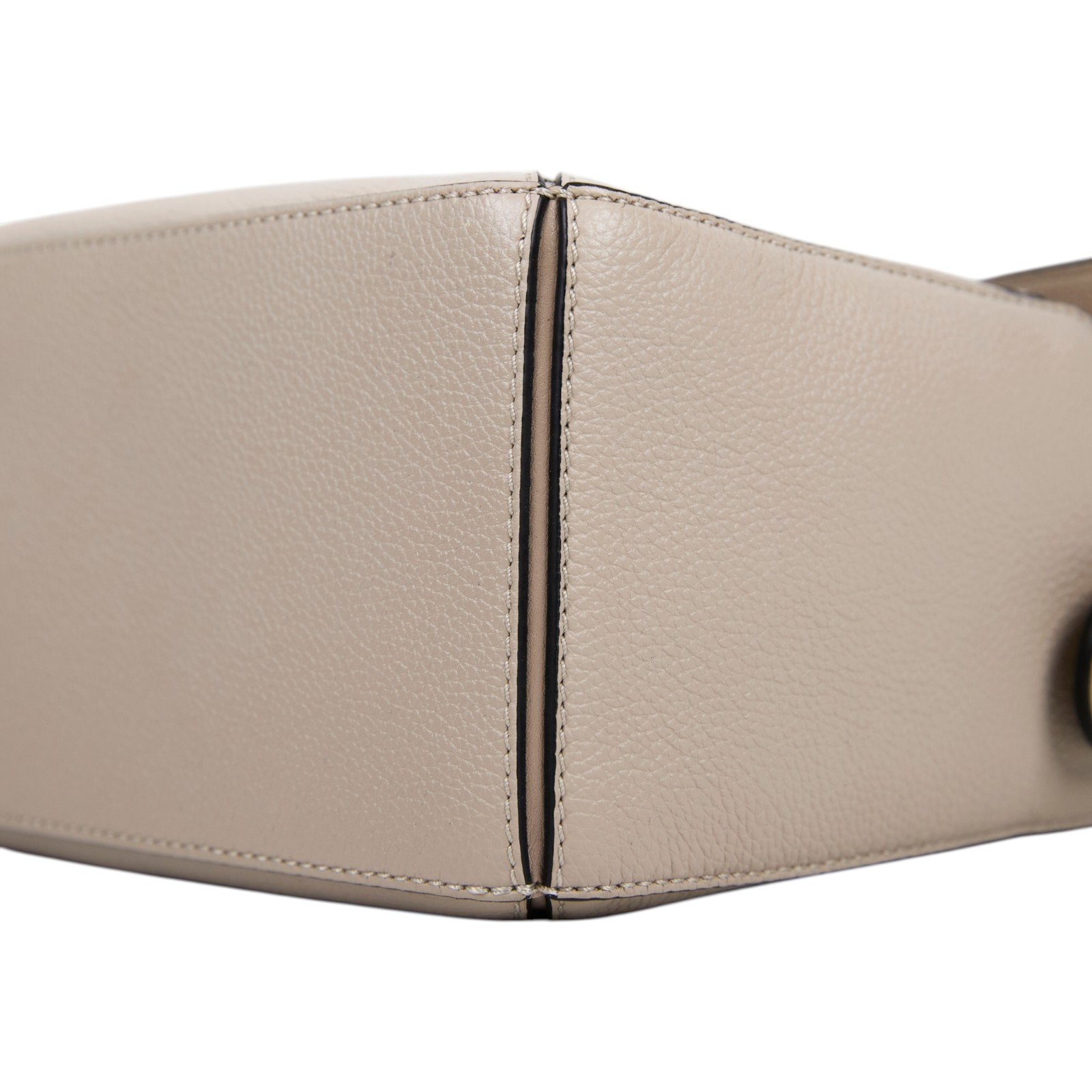 羅意威 LOEWE Puzzle Edge 包款 經典小牛皮 小型 A510P60XAC 米白PUZZLE SMALL 原廠盒子/防塵袋/背帶/購買證明正本