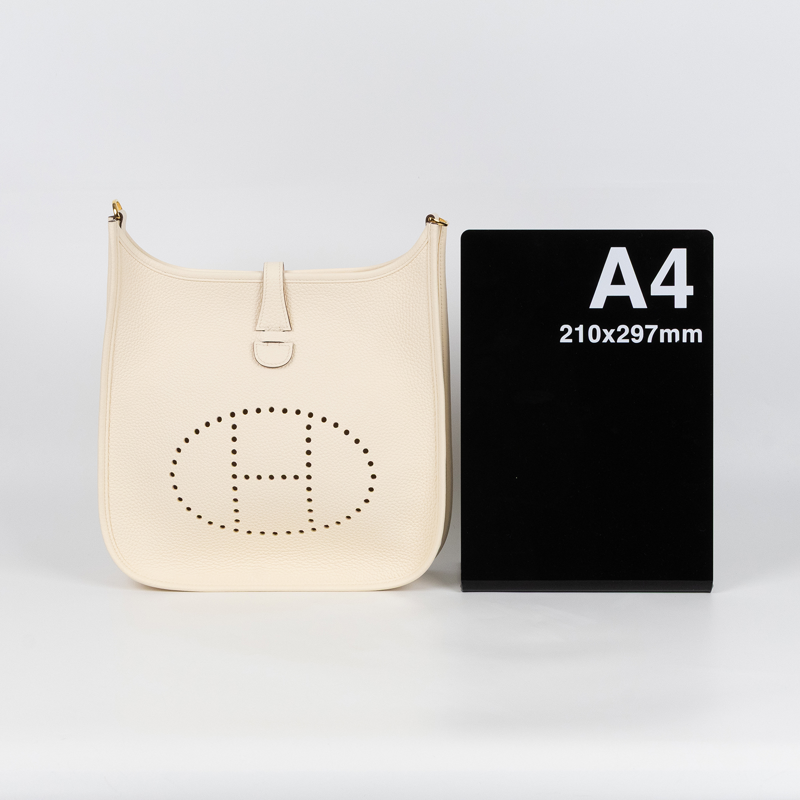 愛馬仕 Hermes Evelyne Bag 伊芙琳包 29 馬蹄型 金色五金 奶油白 H056277CC12 Z BS 009 ZB  防塵袋/原廠盒子/背帶