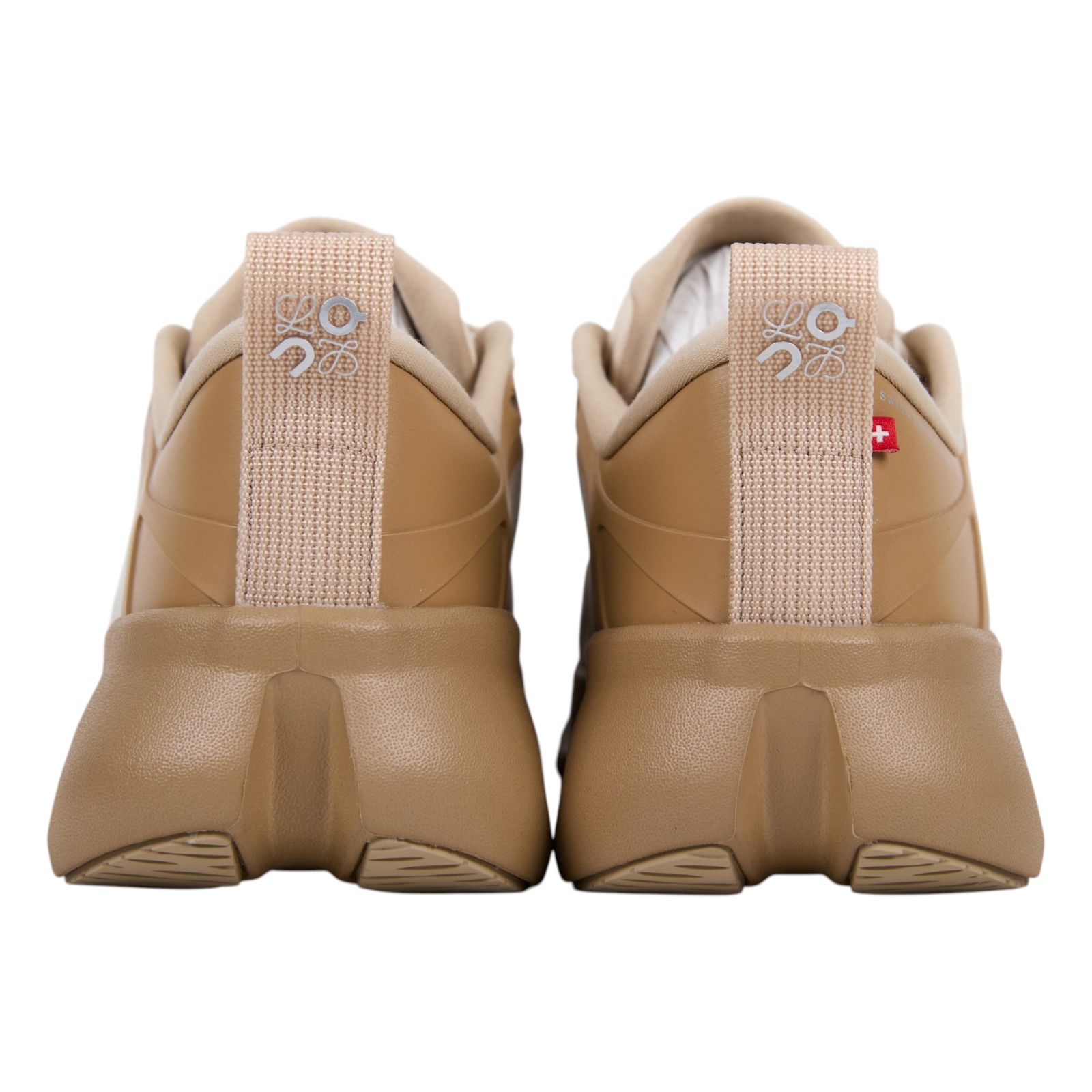 羅意威 LOEWE On 聯名 Cloudsolo 運動鞋 M929282X38_41  防塵袋/原廠盒子/鞋帶