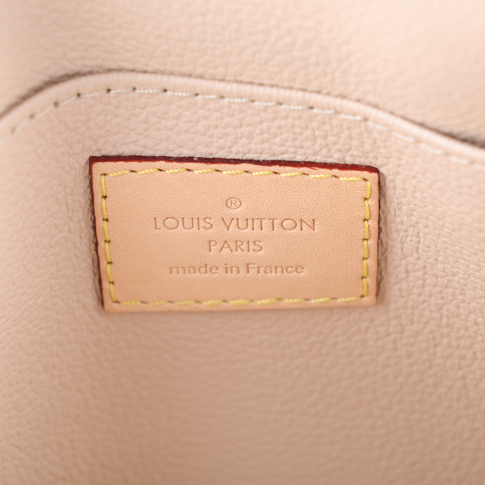 路易威登 LOUIS VUITTON 化妝包 MM 手拿包 M46579 晶片款 原花化妝包 MM 防塵袋