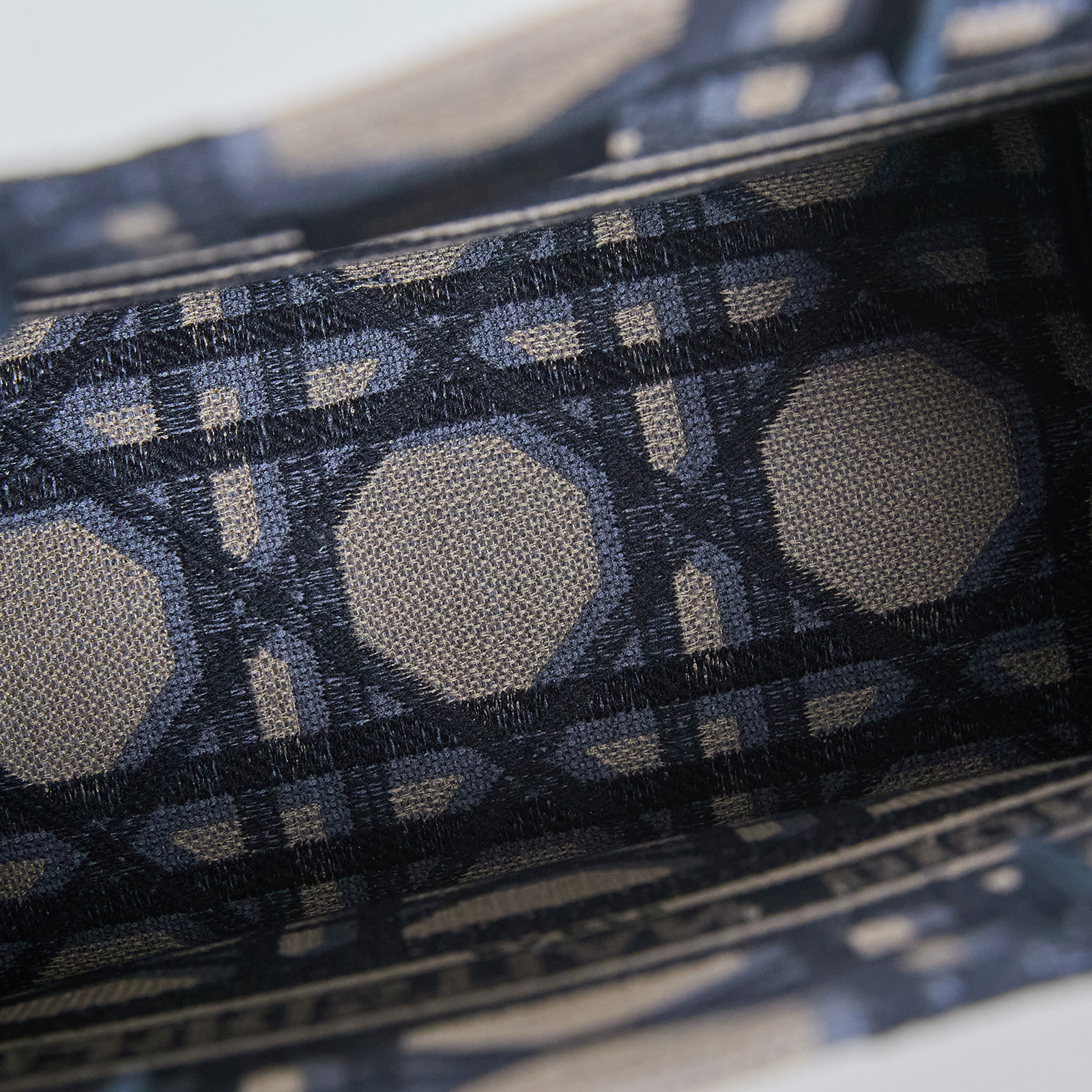 迪奧 CHRISTIAN DIOR Book Tote 小型 托特包 米色 藍色 M1265ZZAU 深藍騰格紋BOOK TOTE 小號 無附屬品