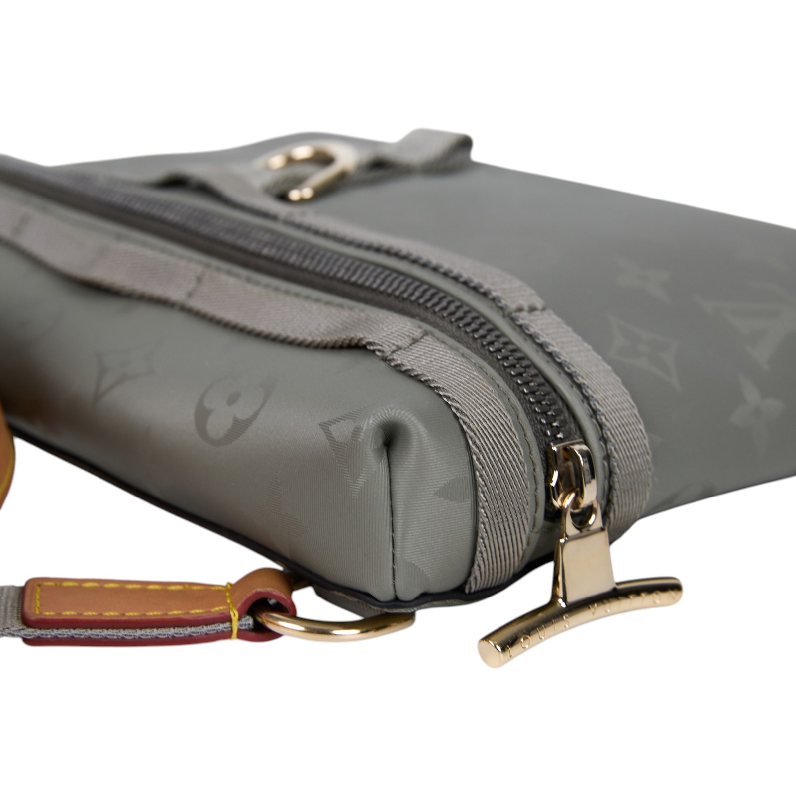 路易威登 LOUIS VUITTON Titanium Messenger PM 郵差包 斜背包 肩背包 M43889  防塵袋