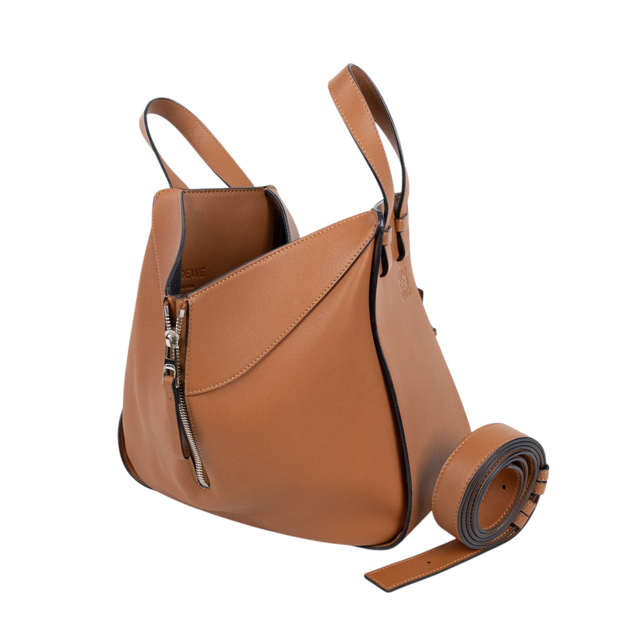 羅意威 LOEWE Hammock 手提包 小型 經典小牛皮  387.30.S35 焦糖HAMMOCK SMALL 背帶