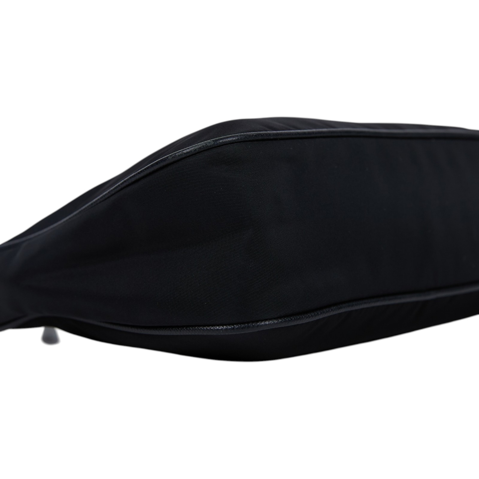 普拉達 PRADA Re-Edition 2005 Re-Nylon 手袋 1BH204_R064 黑銀三合一尼龍肩背包 防塵袋/內袋/背帶