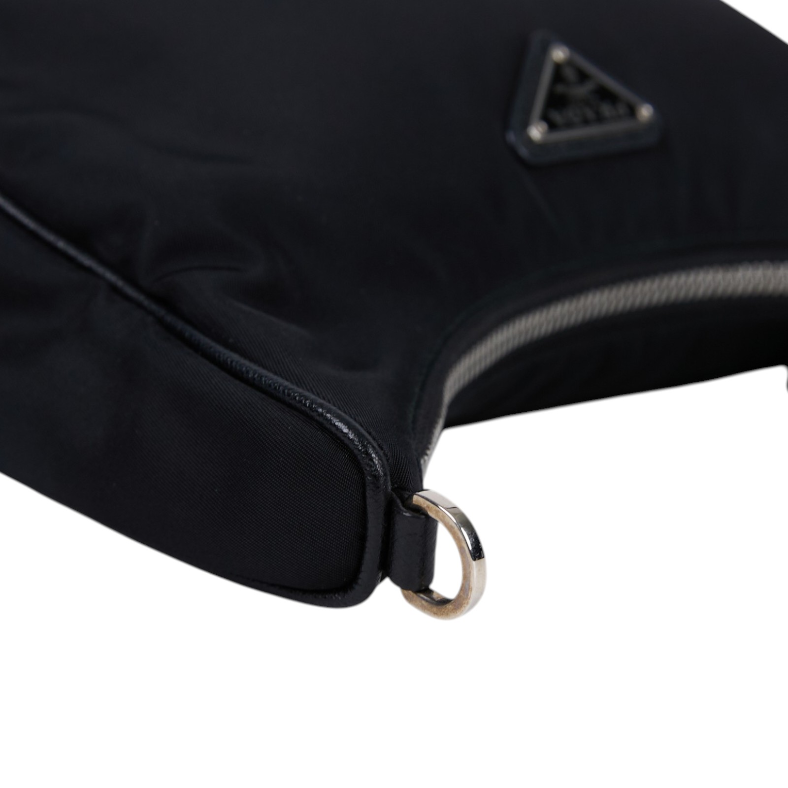普拉達 PRADA Re-Edition 2005 Re-Nylon 手袋 1BH204_R064 黑銀三合一尼龍肩背包 防塵袋/內袋/背帶